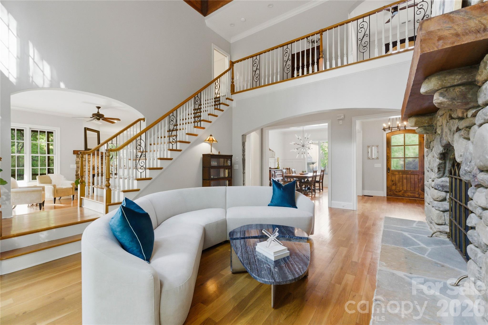 1514 Elmsford Lane — Matthews