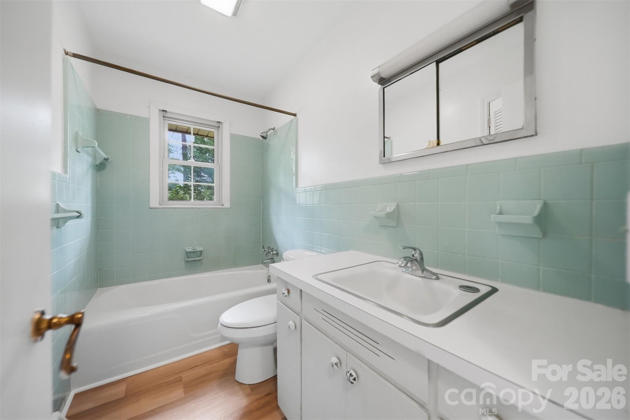 105 Ann Street — Morganton