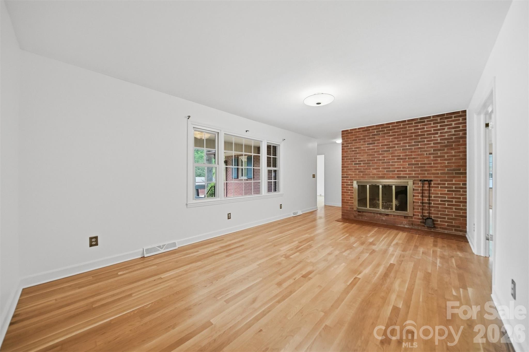 105 Ann Street — Morganton