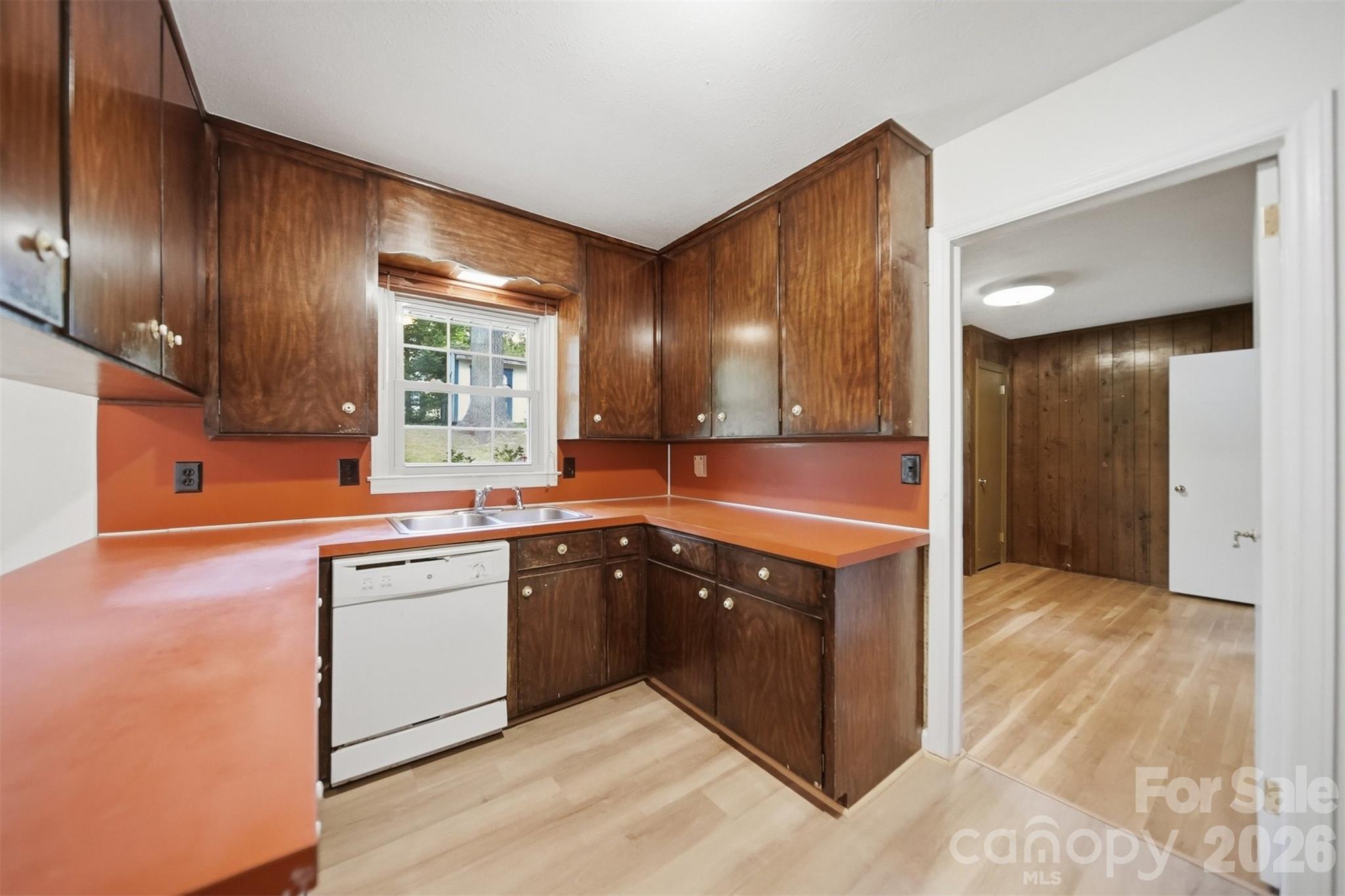 105 Ann Street — Morganton