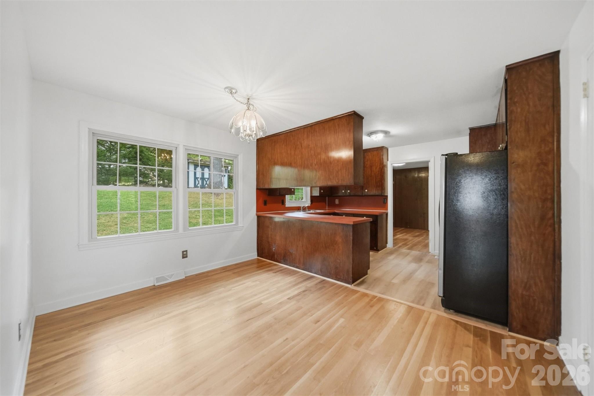 105 Ann Street — Morganton