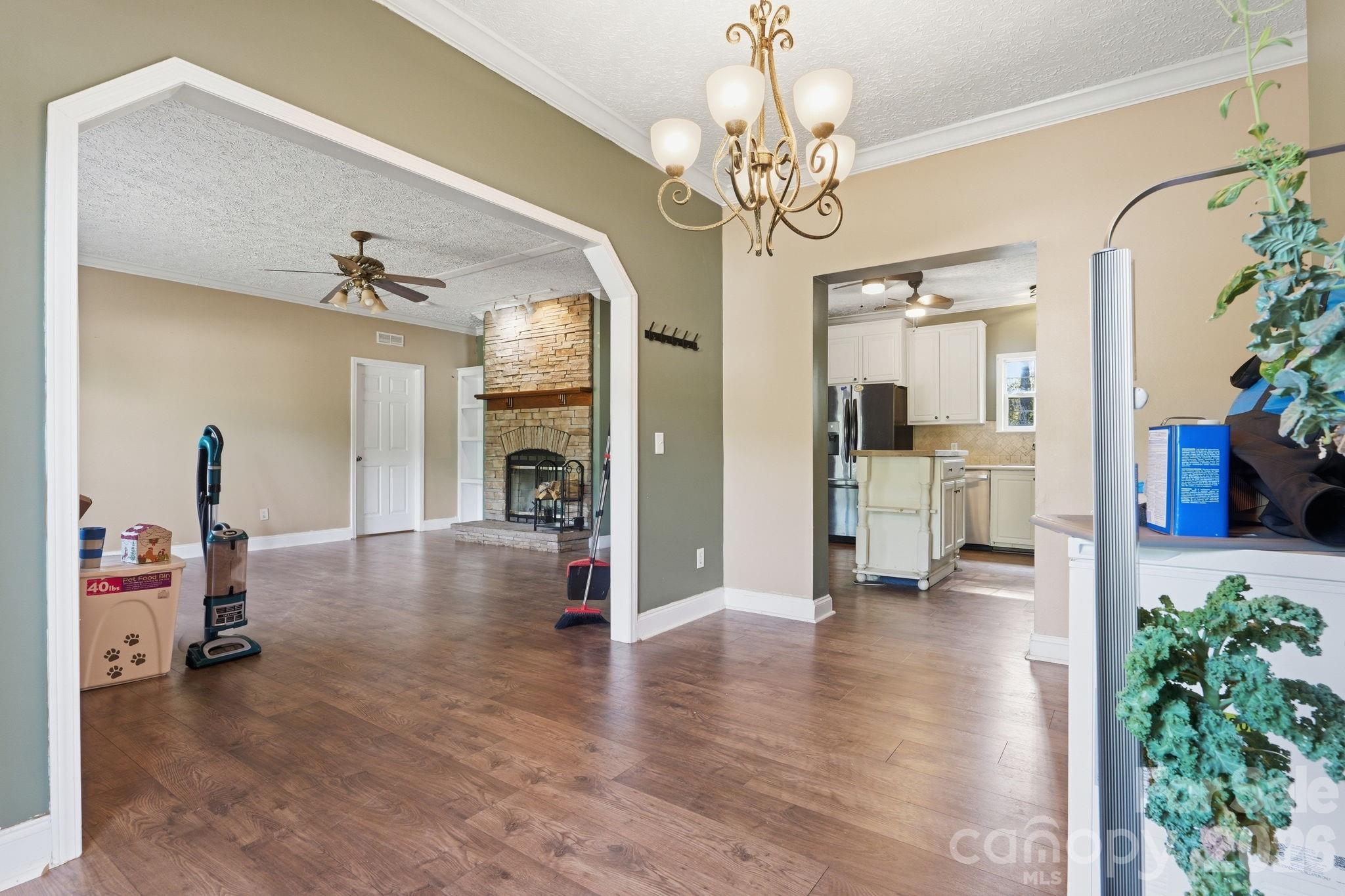 2825 Sweeping Pine Lane — Denver