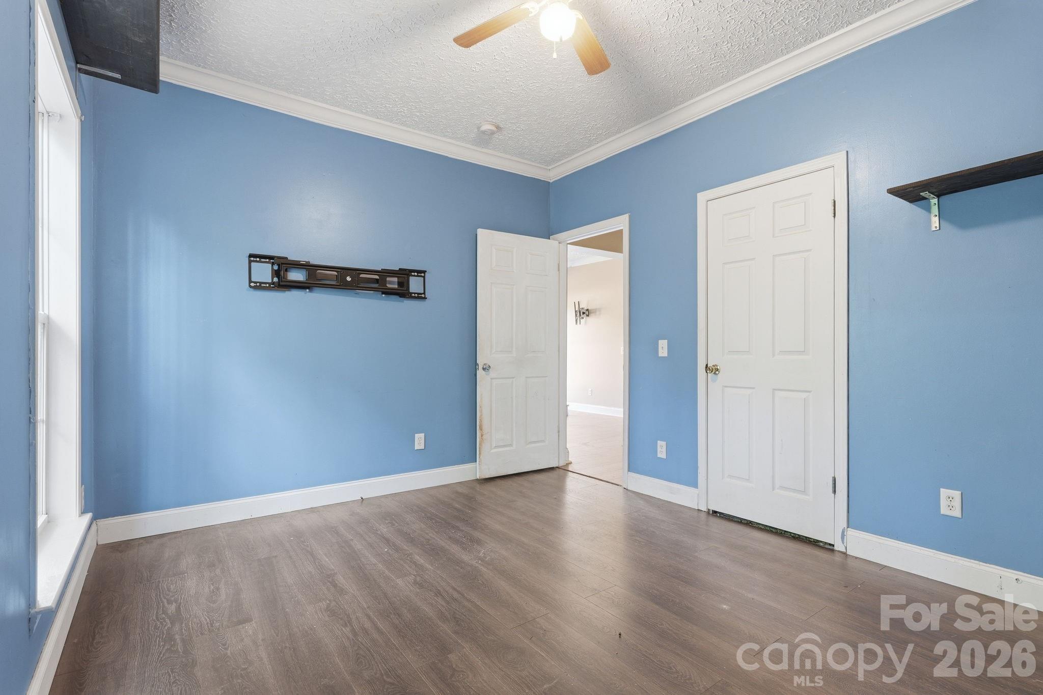 2825 Sweeping Pine Lane — Denver