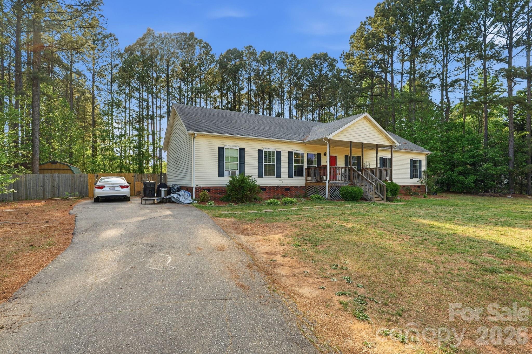 2825 Sweeping Pine Lane — Denver