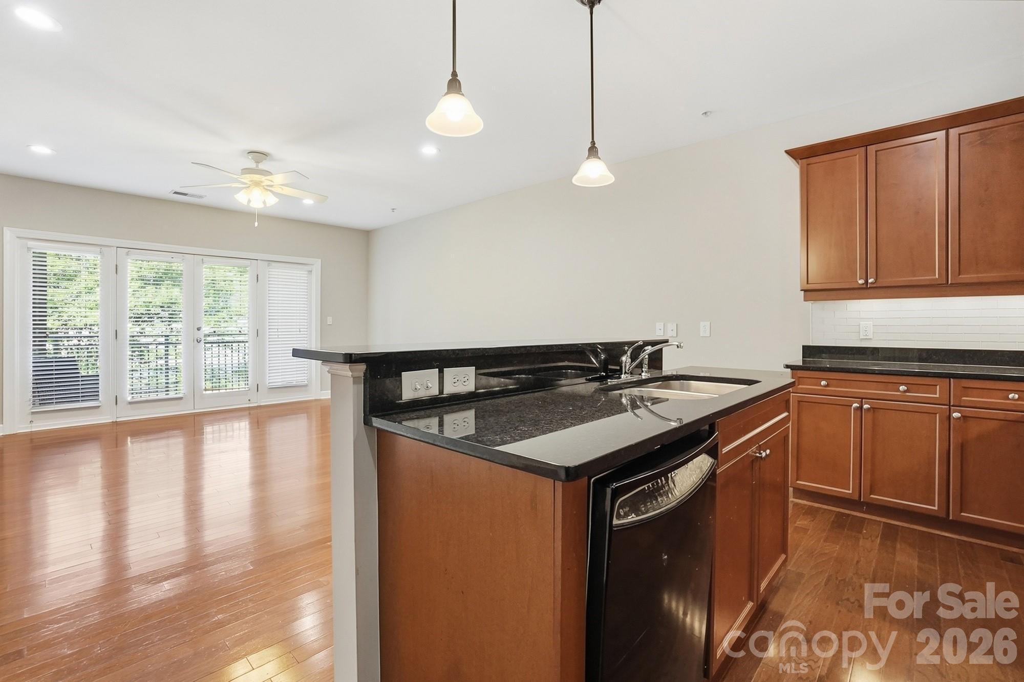 1829 Kenilworth Avenue #204 — Charlotte