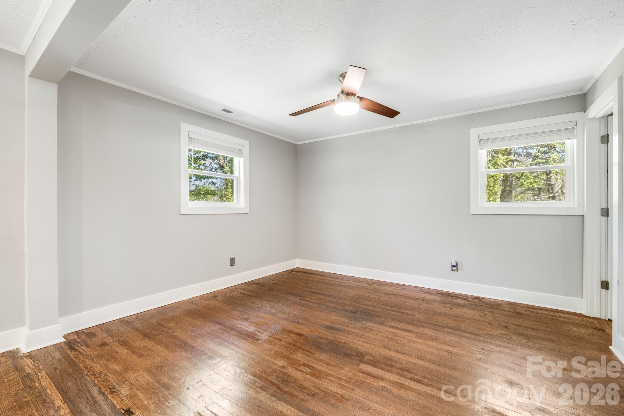 111 Sunset Hill Drive — Etowah