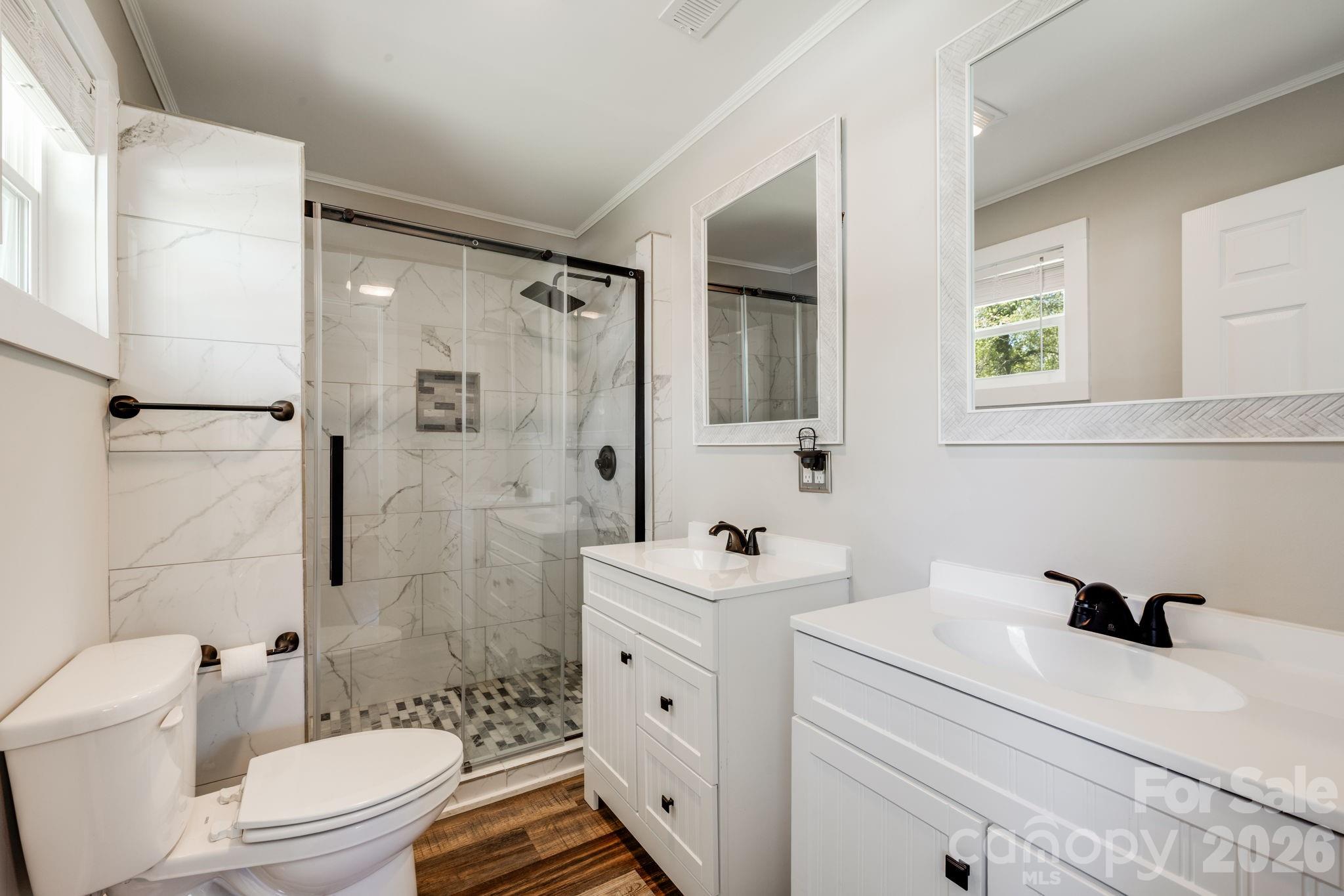 111 Sunset Hill Drive — Etowah