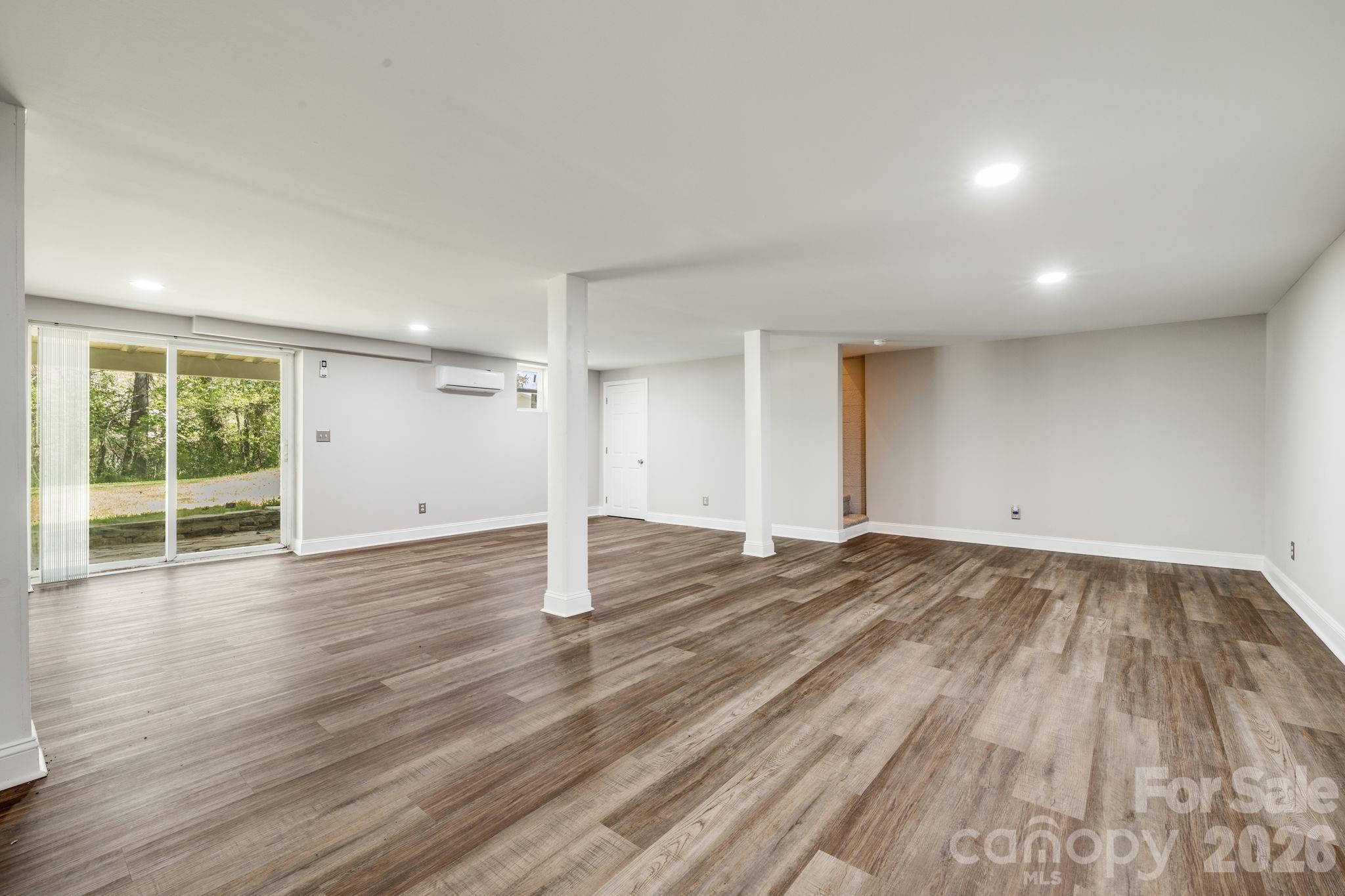 111 Sunset Hill Drive — Etowah