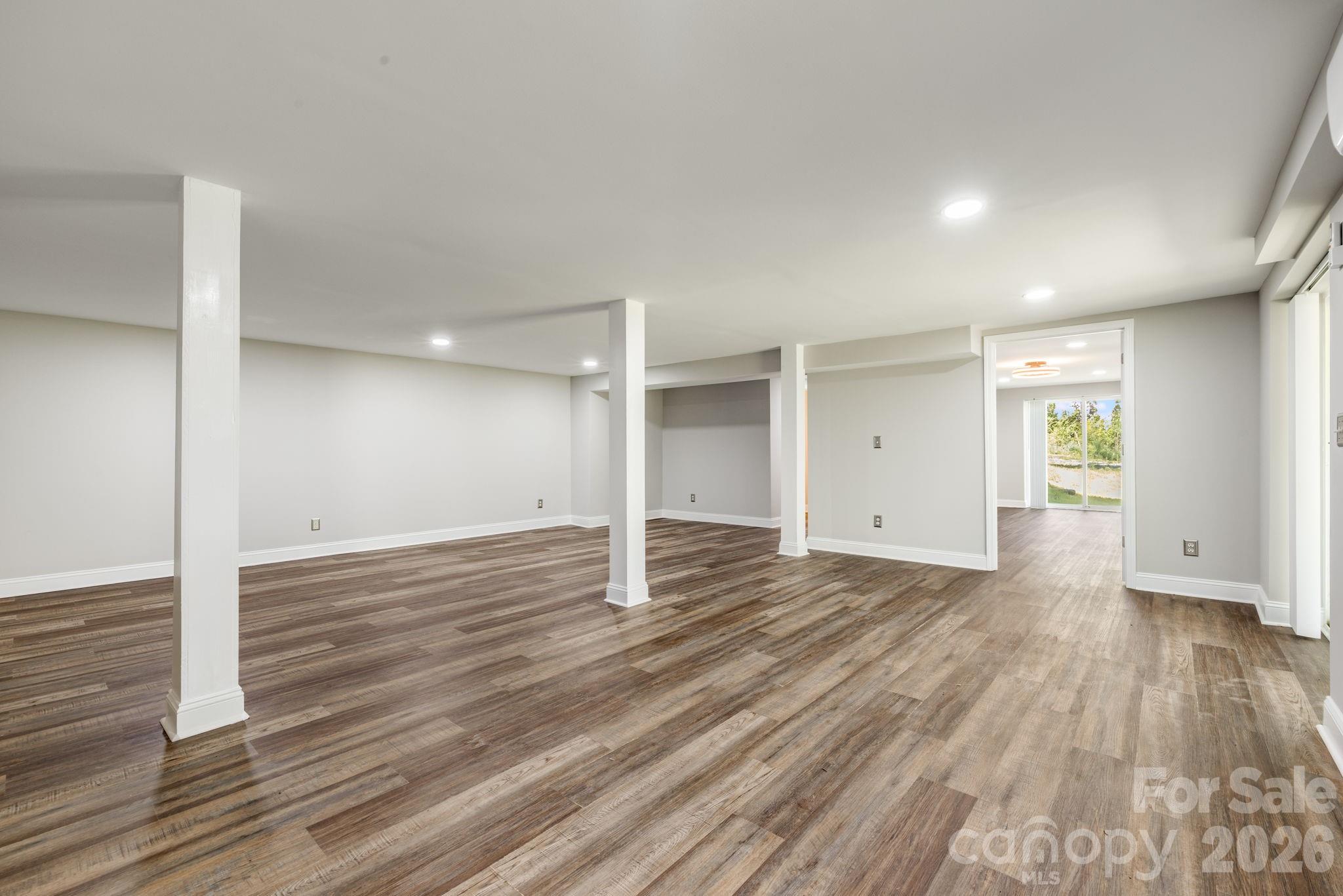 111 Sunset Hill Drive — Etowah