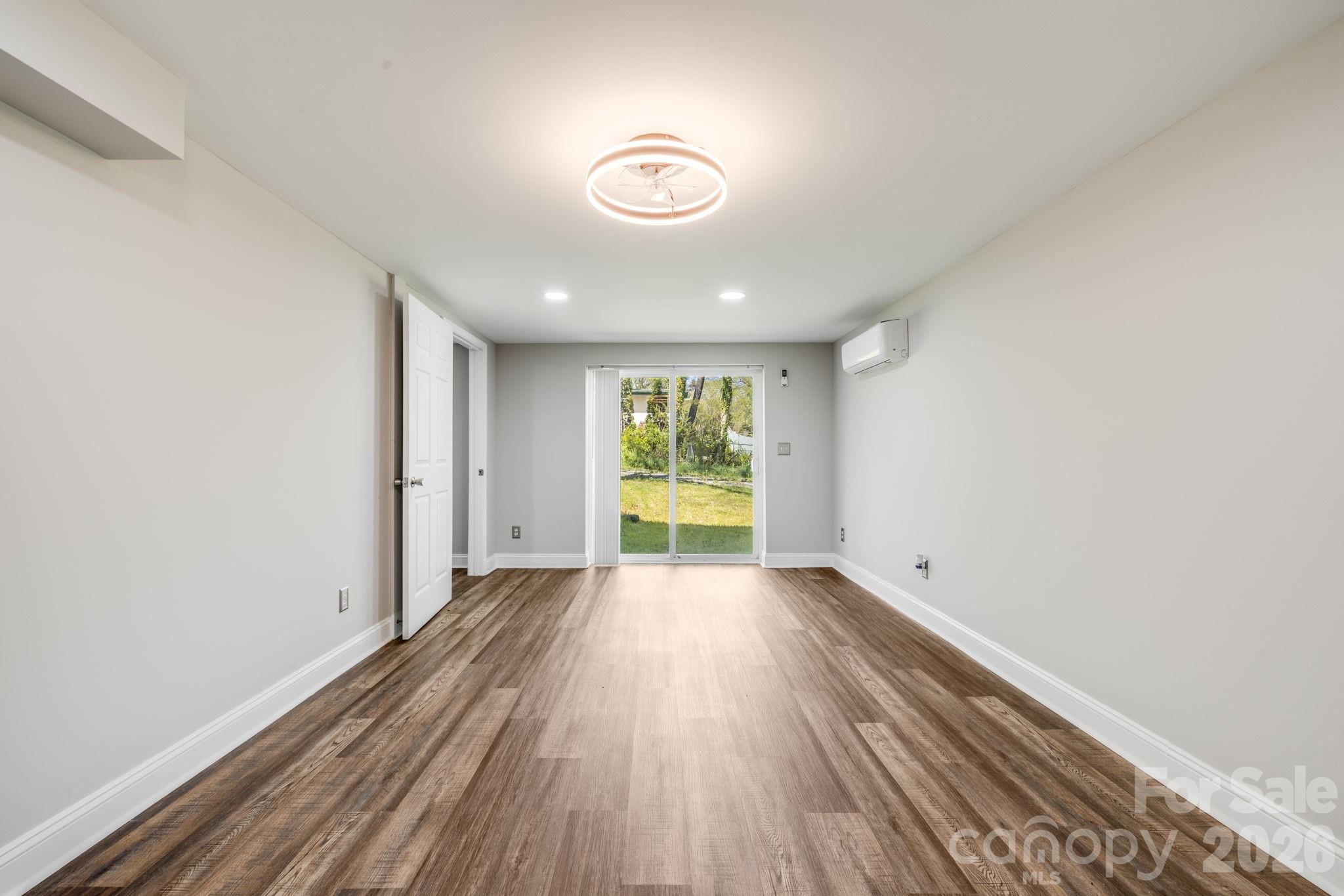 111 Sunset Hill Drive — Etowah