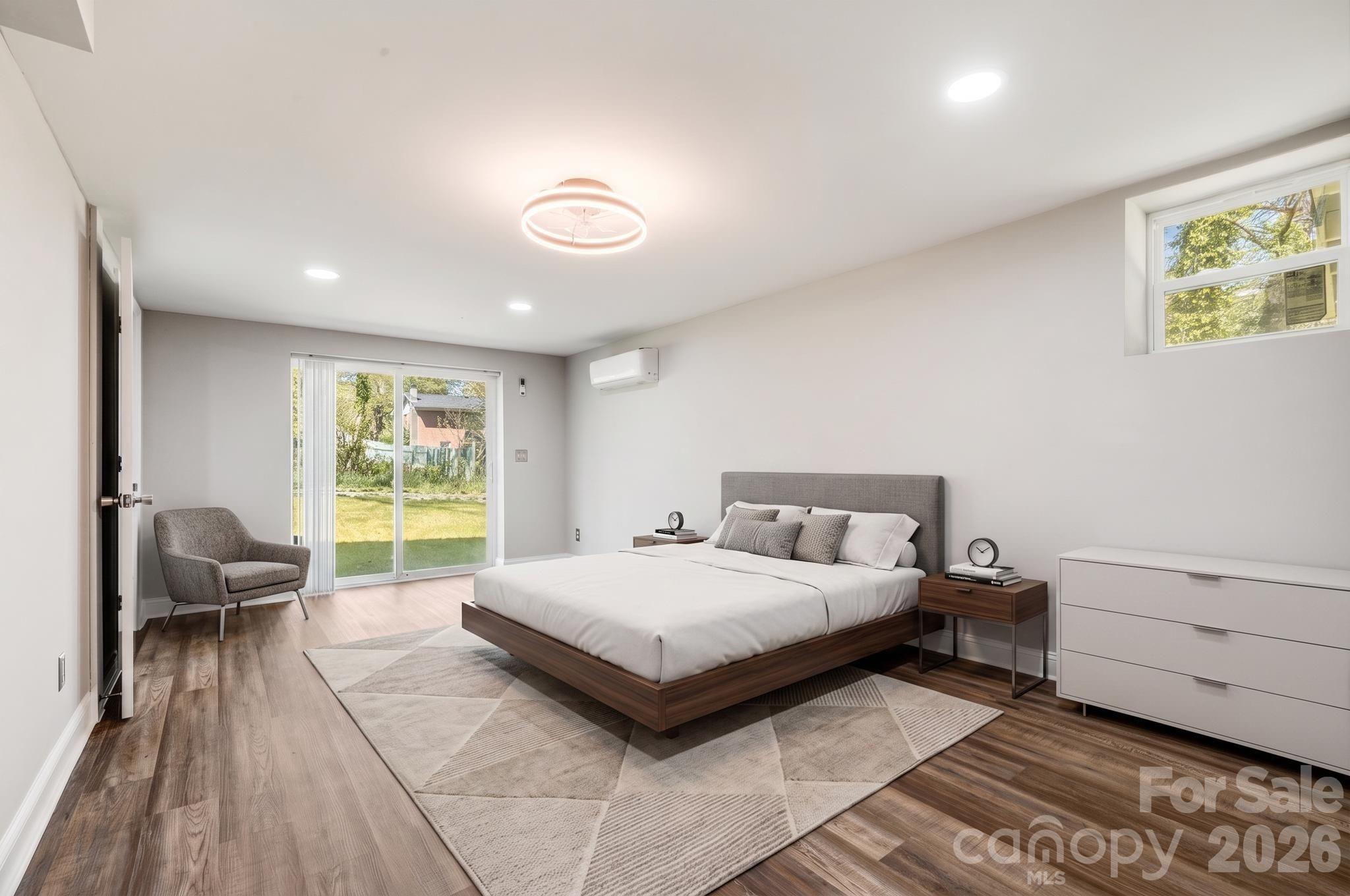 111 Sunset Hill Drive — Etowah