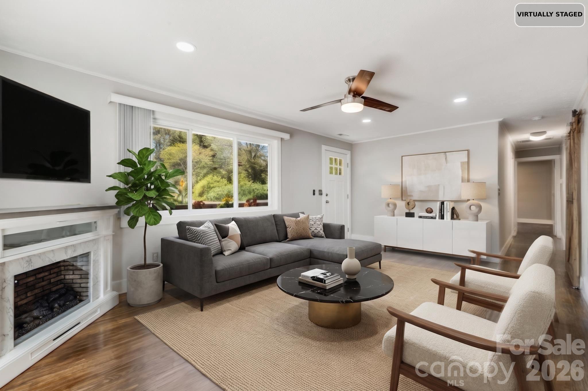 111 Sunset Hill Drive — Etowah