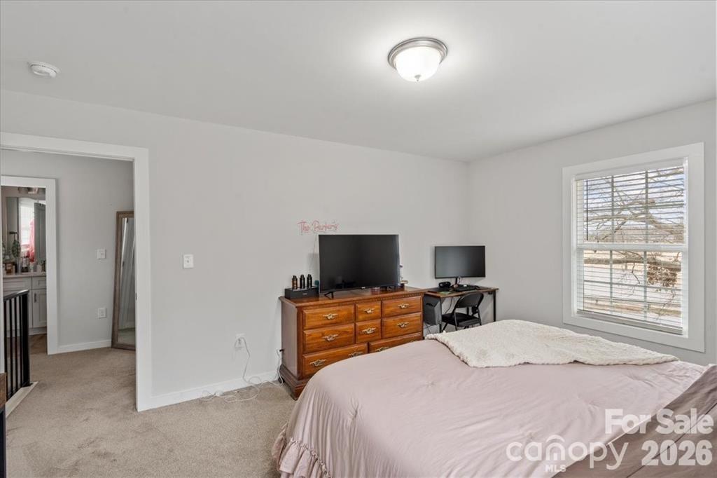 305 Wingate Court — Shelby