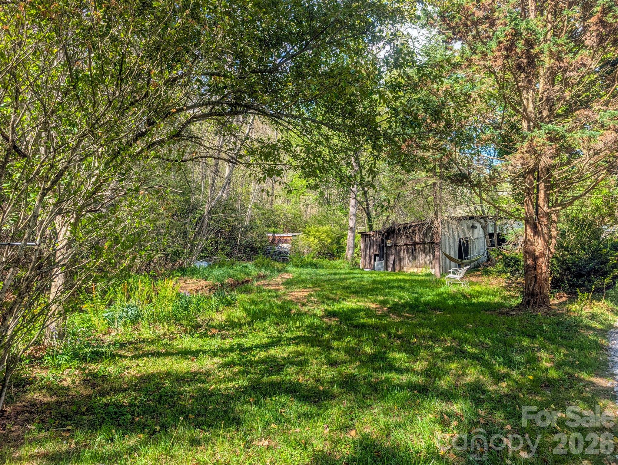 87 Henderson Lane — Burnsville