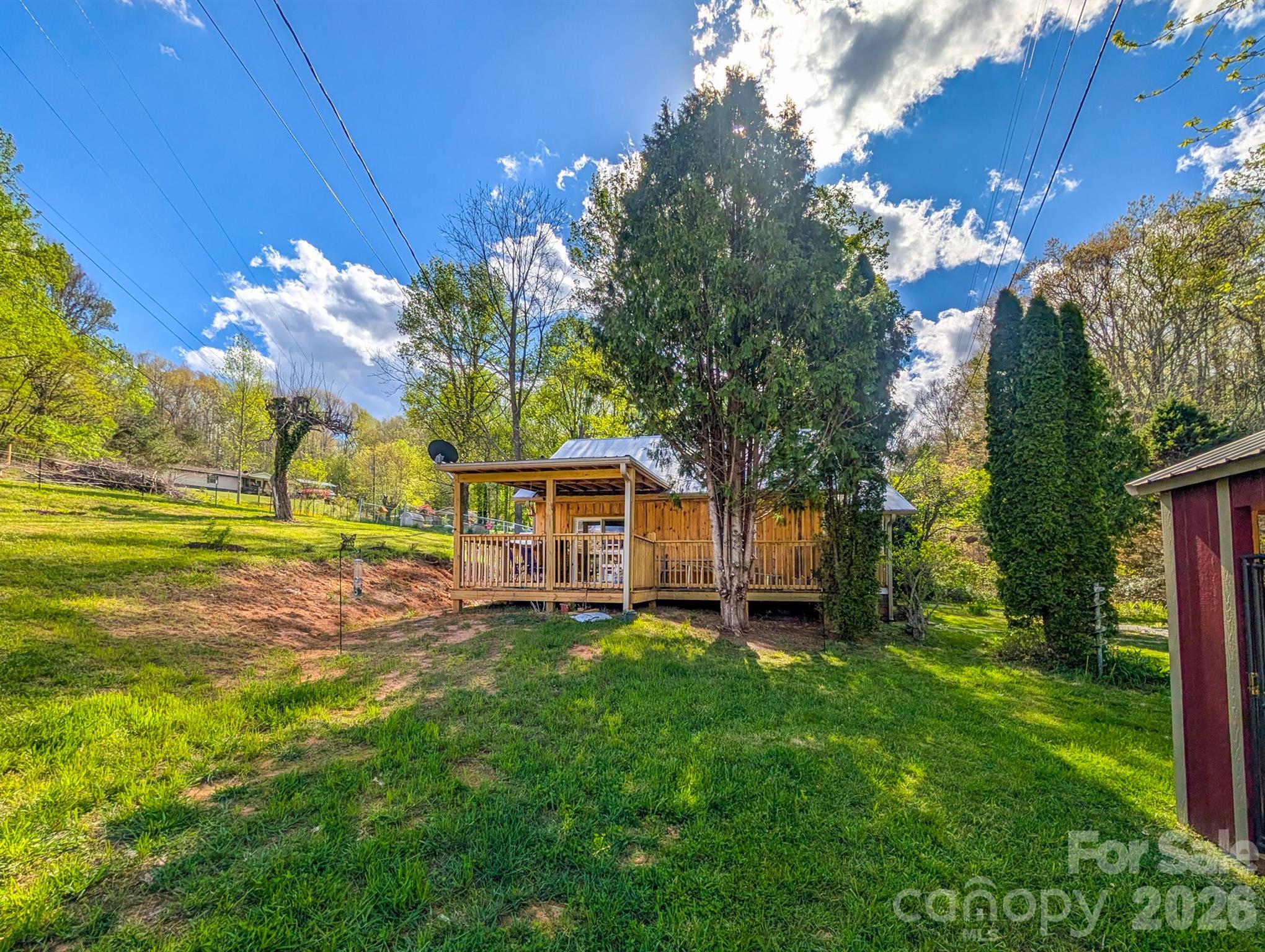 87 Henderson Lane — Burnsville