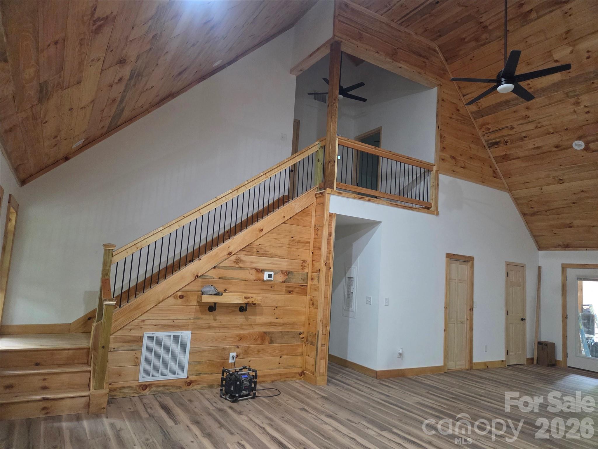 111 Little John Lane — Lexington