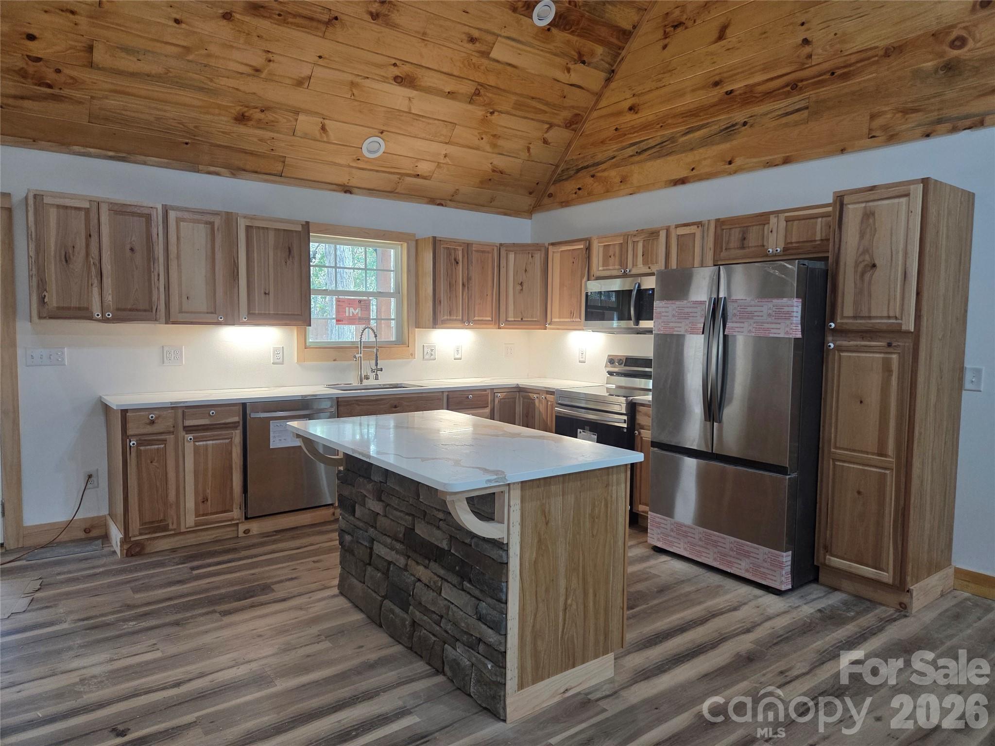 111 Little John Lane — Lexington
