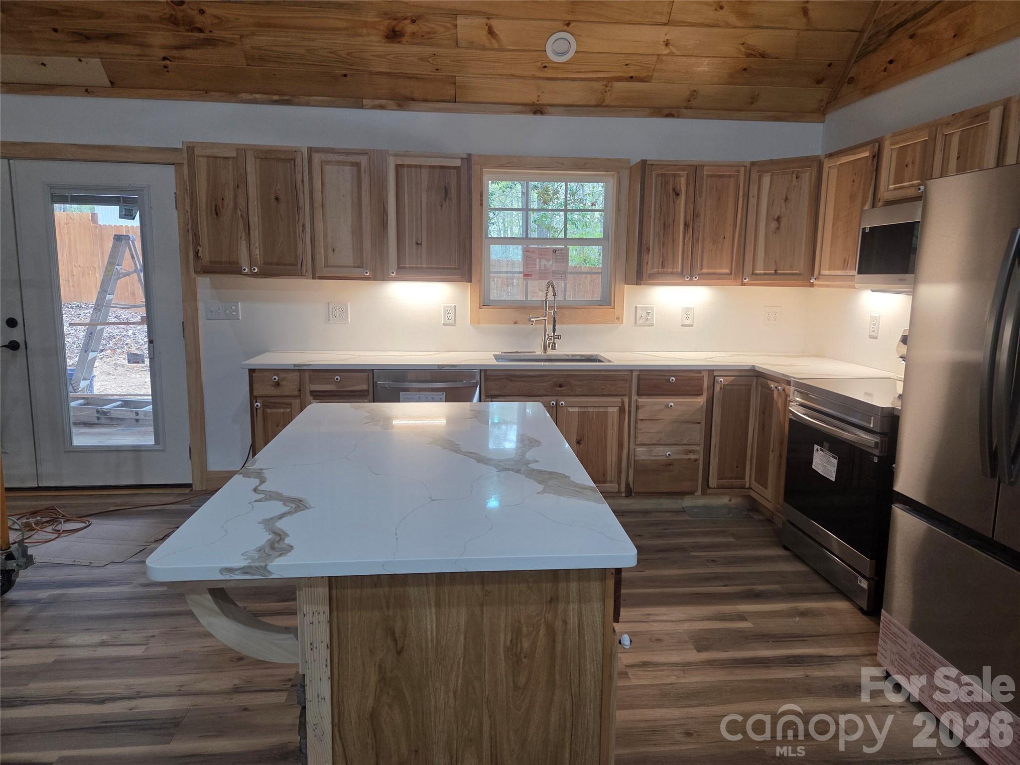 111 Little John Lane — Lexington
