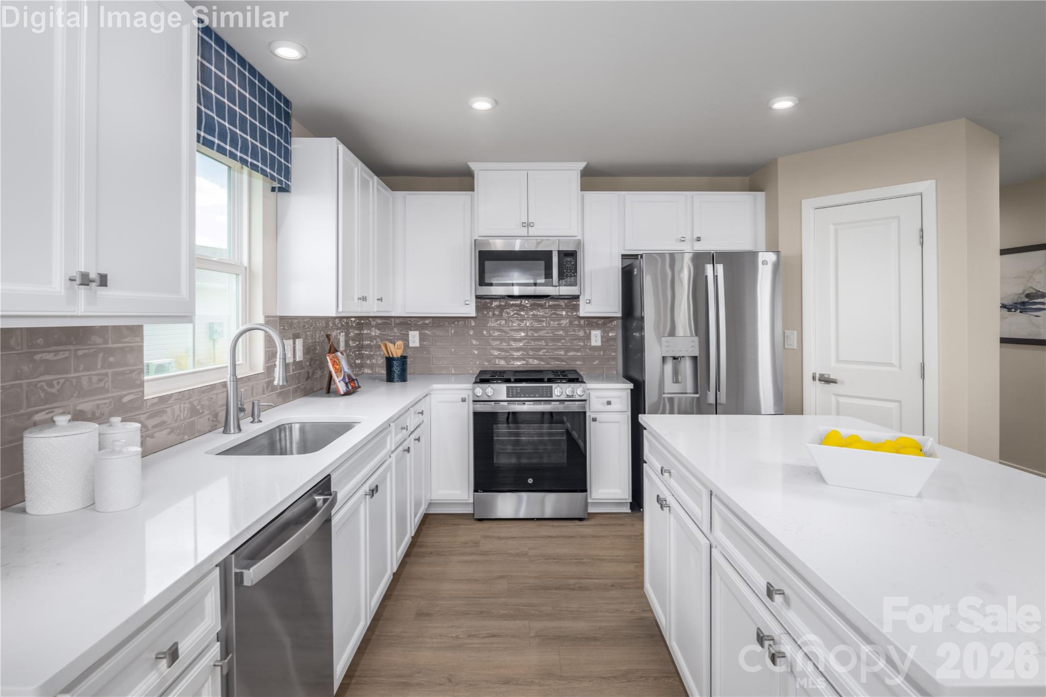 3291 Eller Drive Extension — Hickory