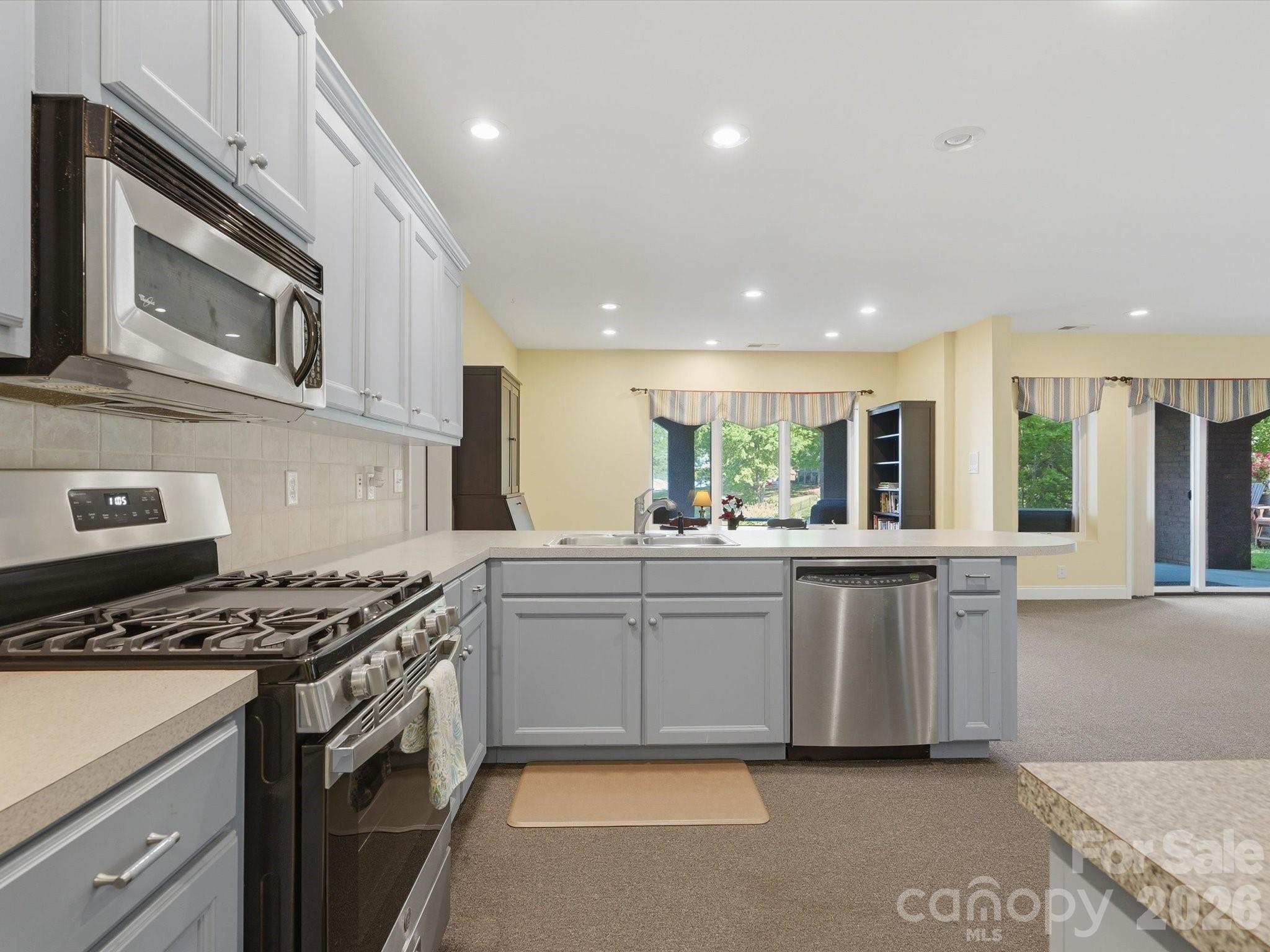 154 Quail Hollow Drive — Kings Mountain