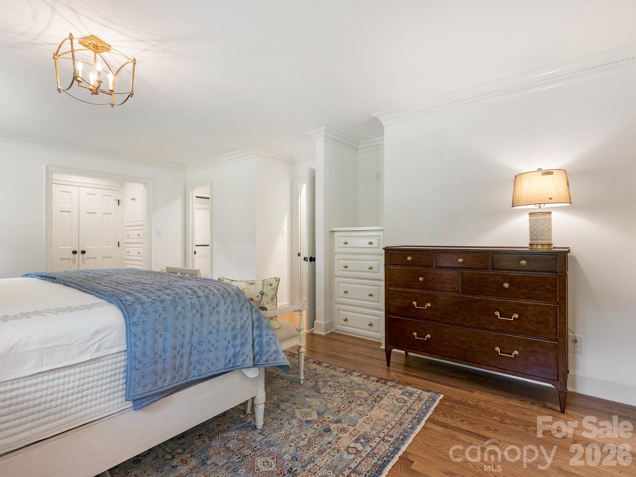 2738 Beverwyck Road — Charlotte