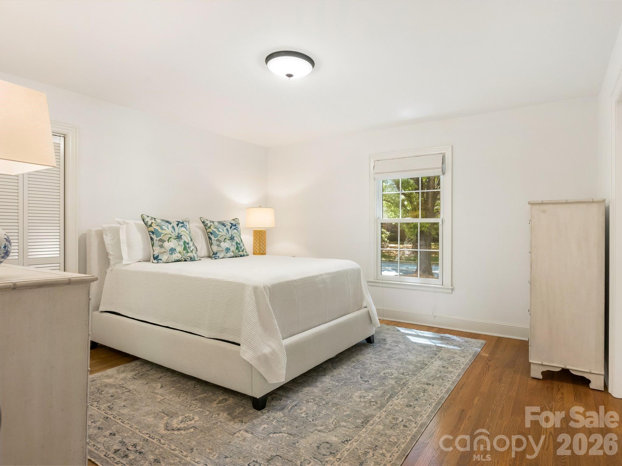 2738 Beverwyck Road — Charlotte