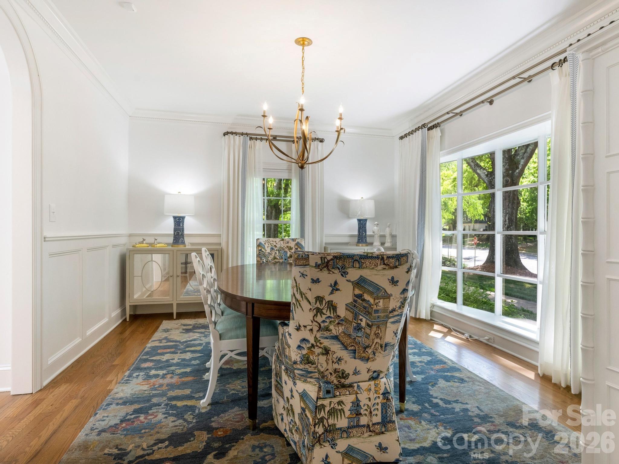 2738 Beverwyck Road — Charlotte