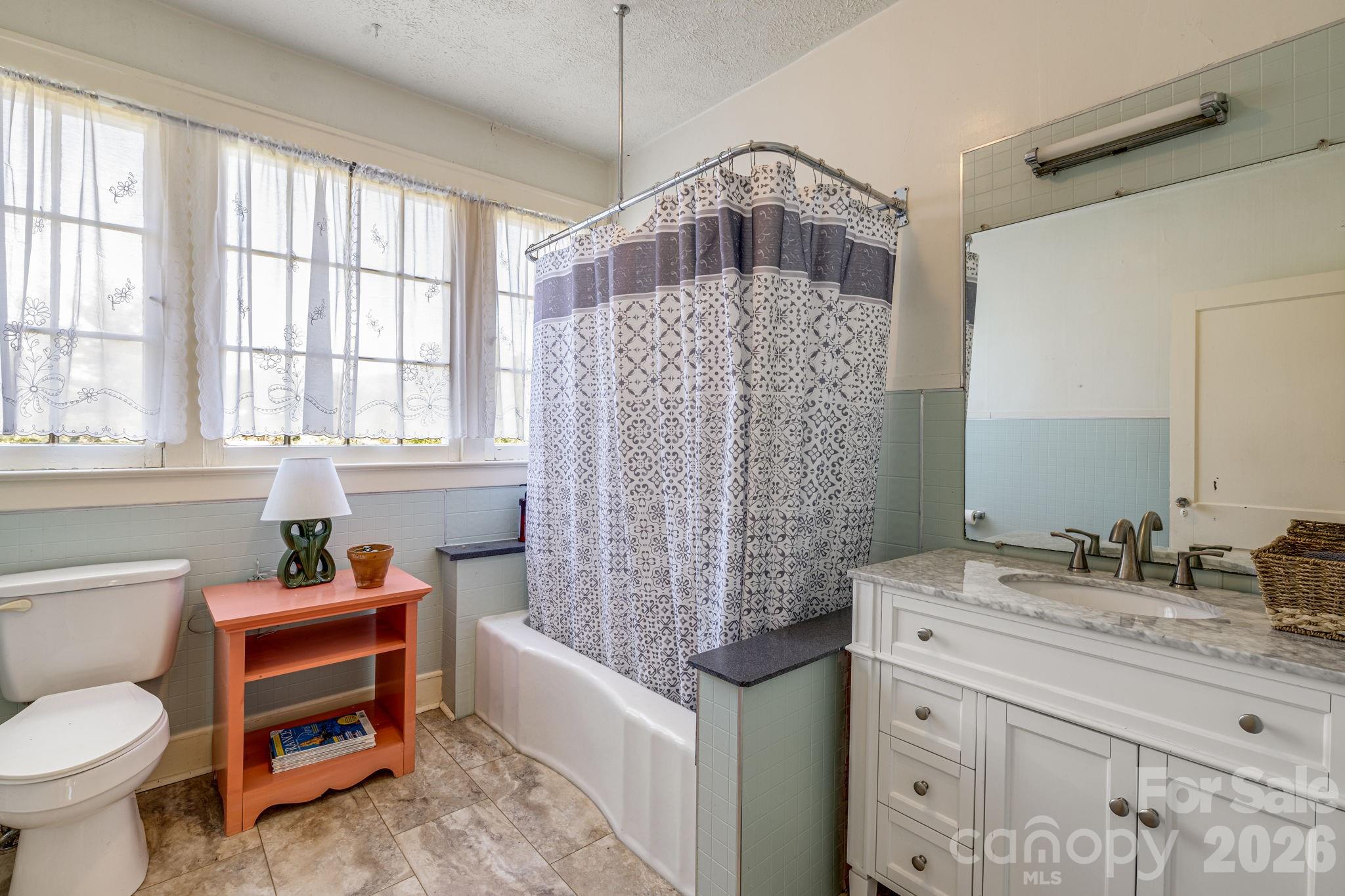 29 Walnut Street — Hot Springs