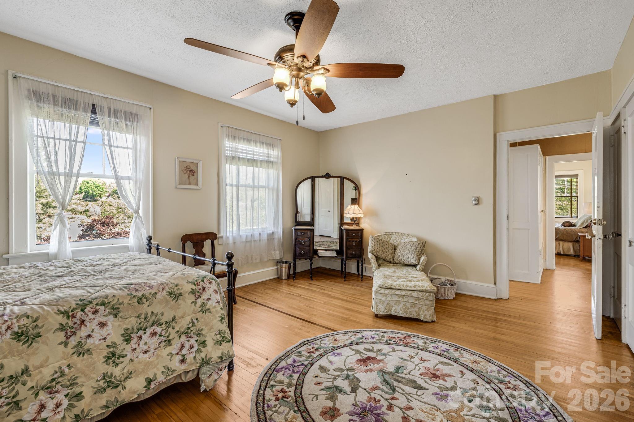 29 Walnut Street — Hot Springs