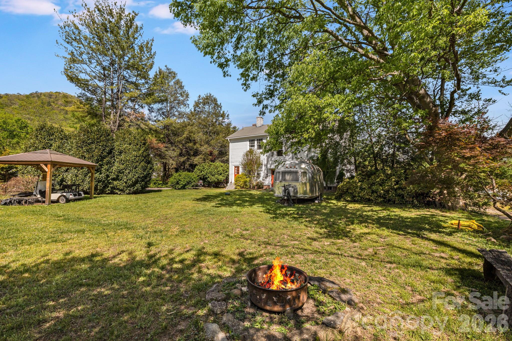 29 Walnut Street — Hot Springs