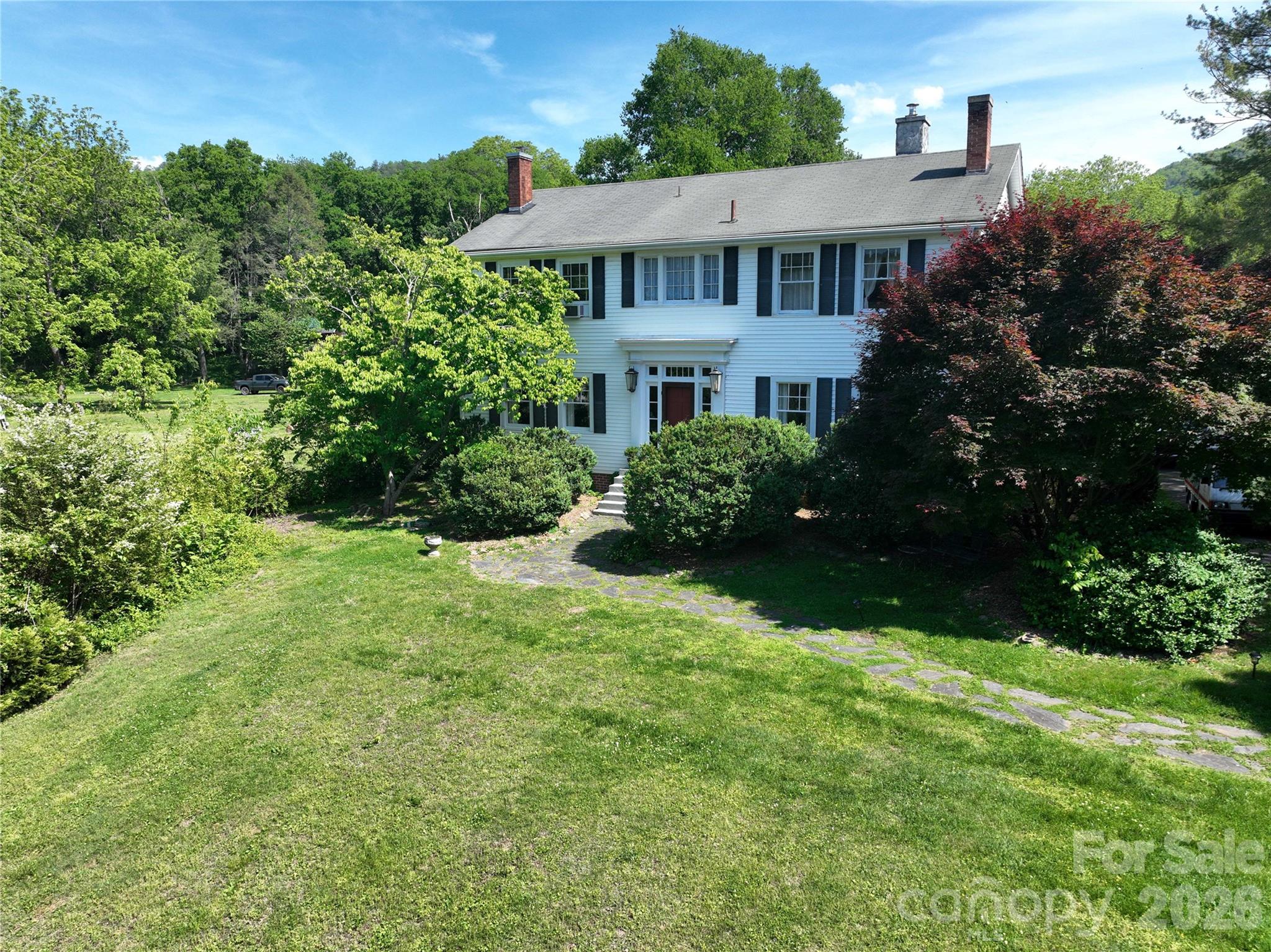 29 Walnut Street — Hot Springs