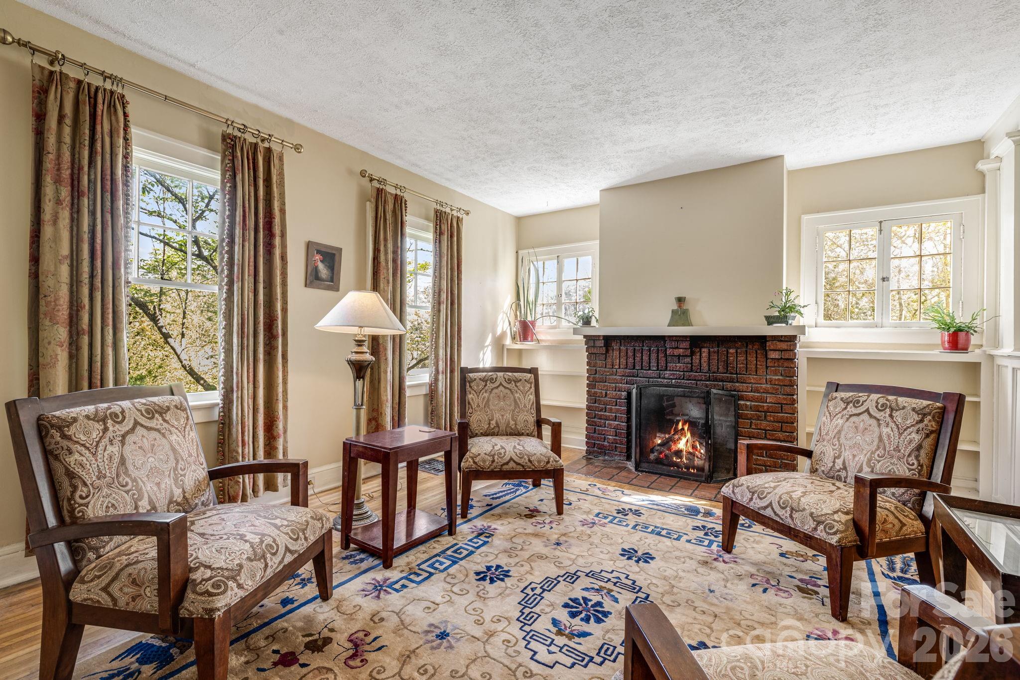 29 Walnut Street — Hot Springs