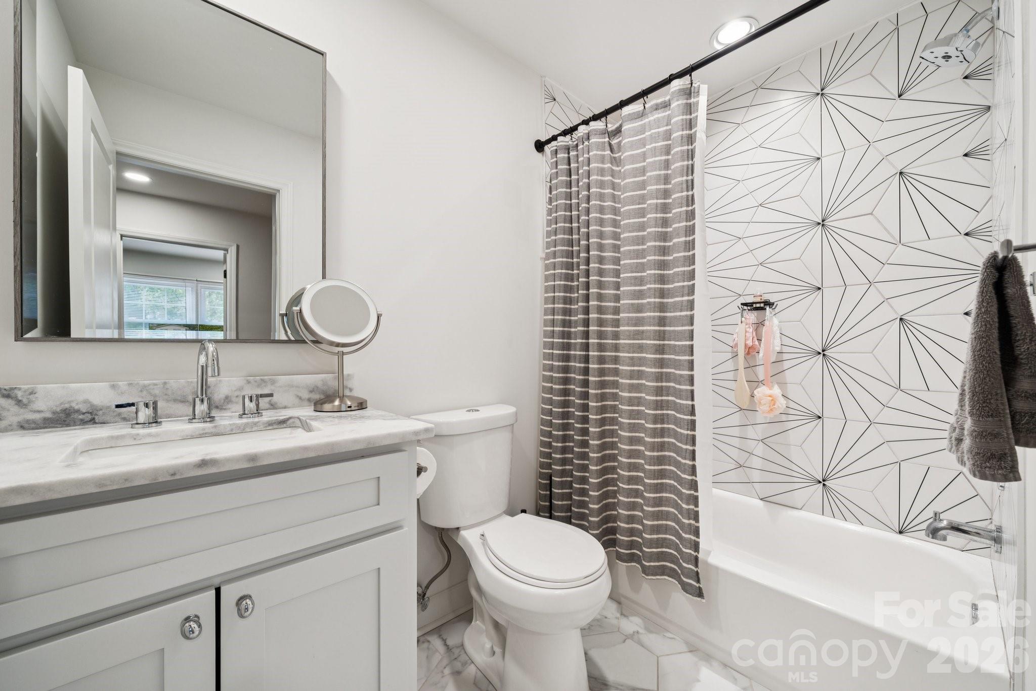 1530 Barberry Court — Charlotte