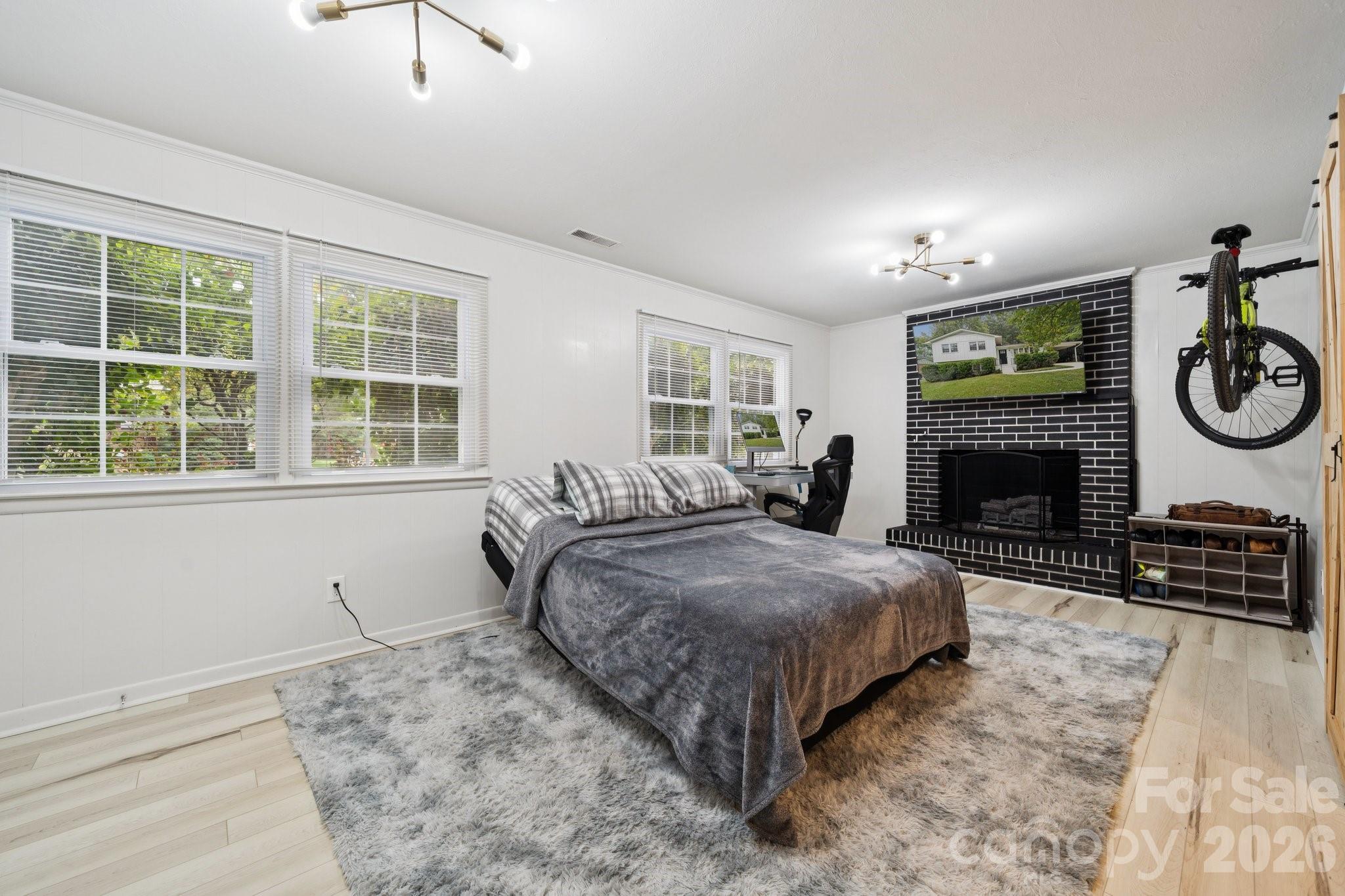 1530 Barberry Court — Charlotte