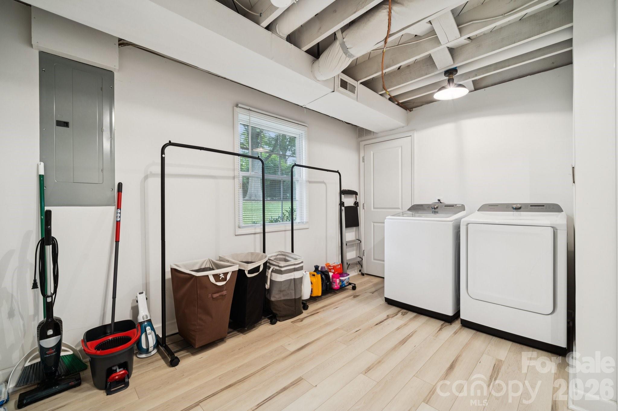 1530 Barberry Court — Charlotte