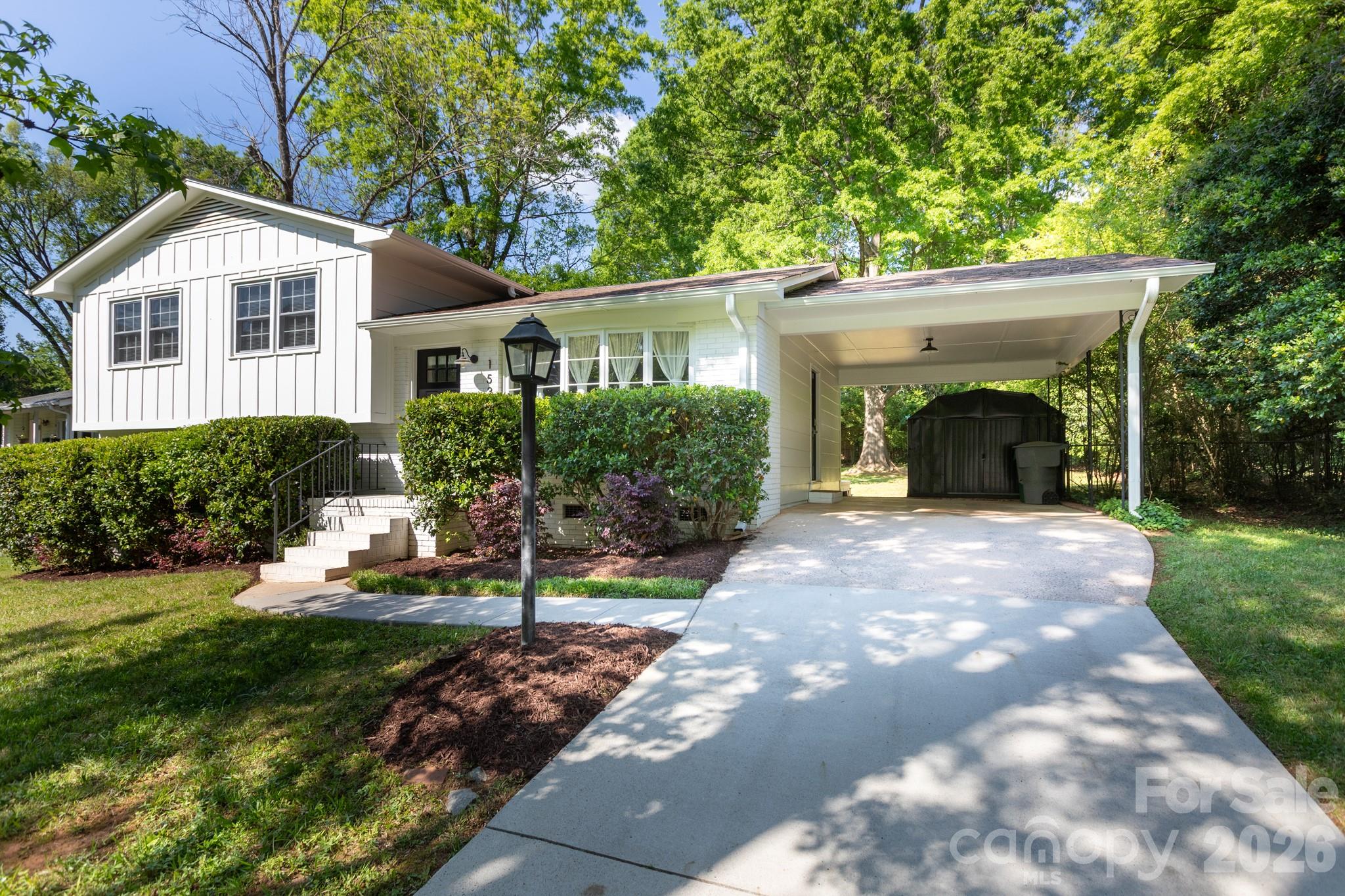 1530 Barberry Court — Charlotte