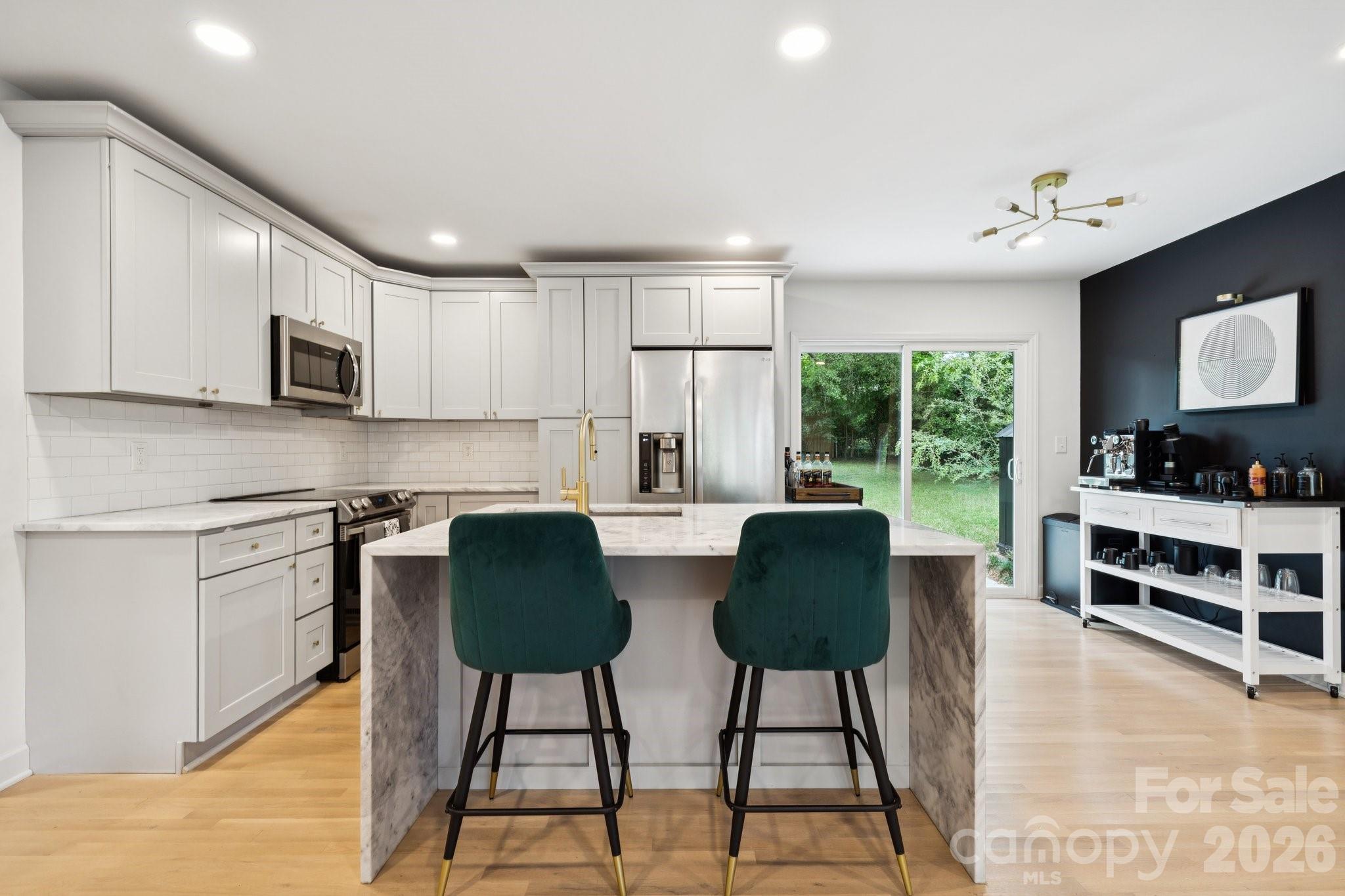 1530 Barberry Court — Charlotte