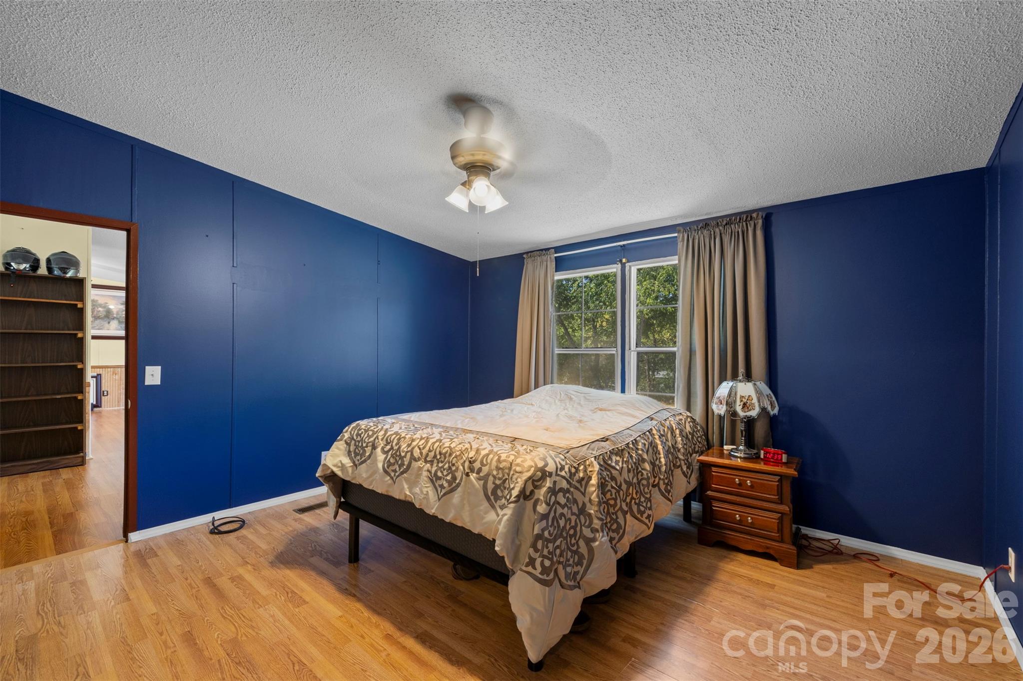 2095 Wildwood Drive — Hickory