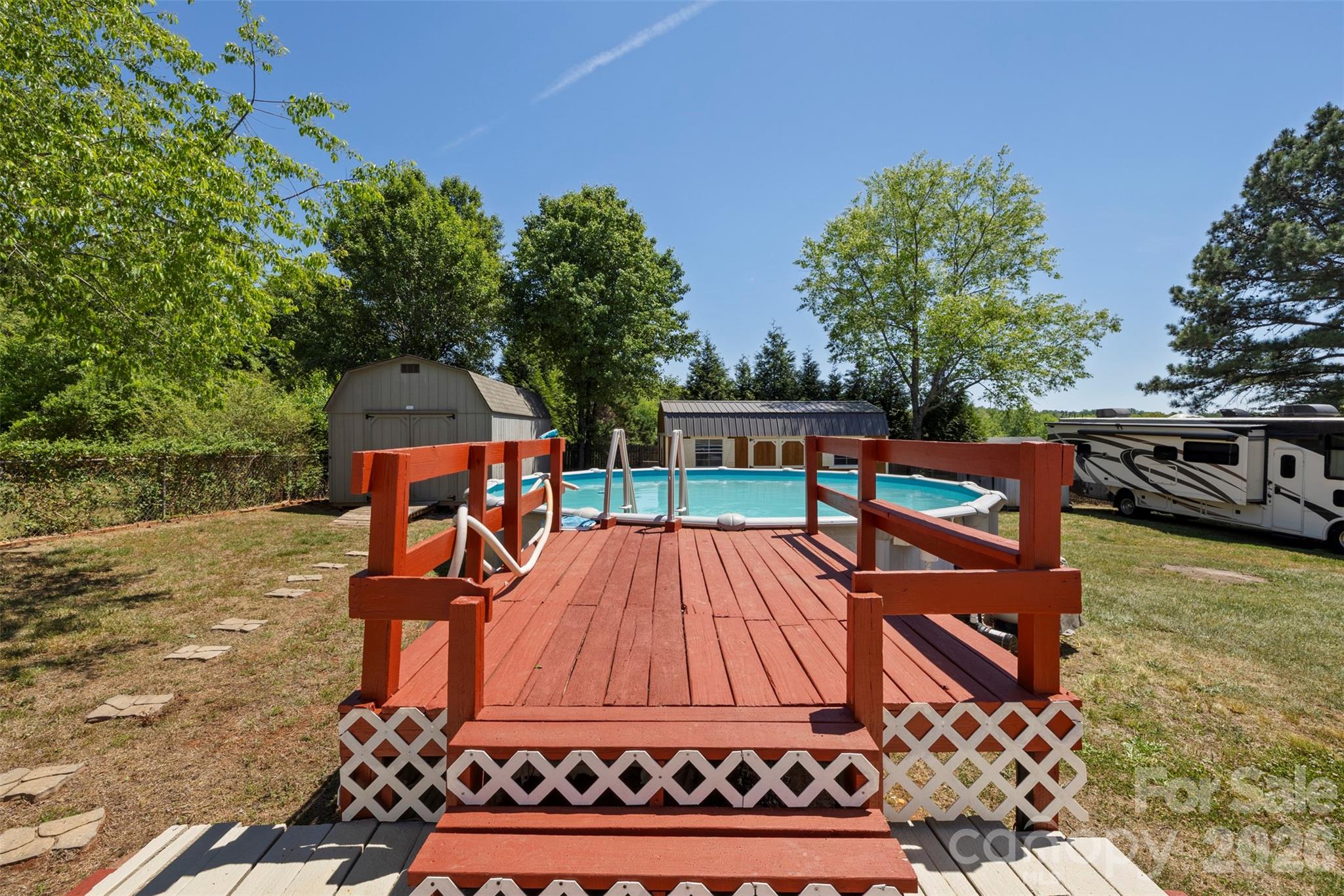 2095 Wildwood Drive — Hickory