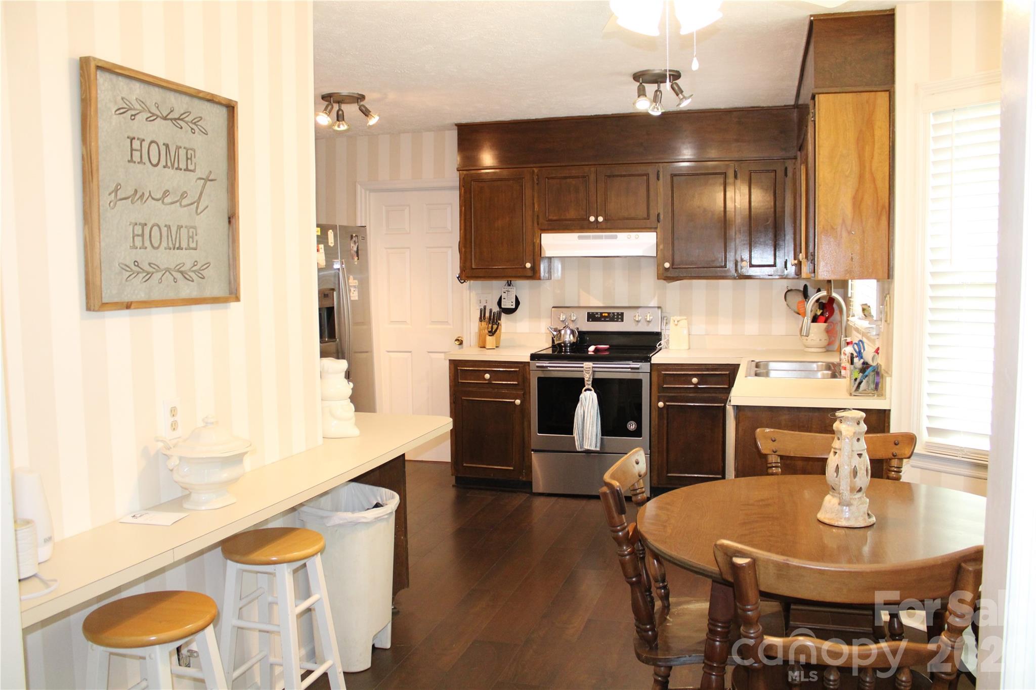 12760 Woodbridge Drive — Laurinburg