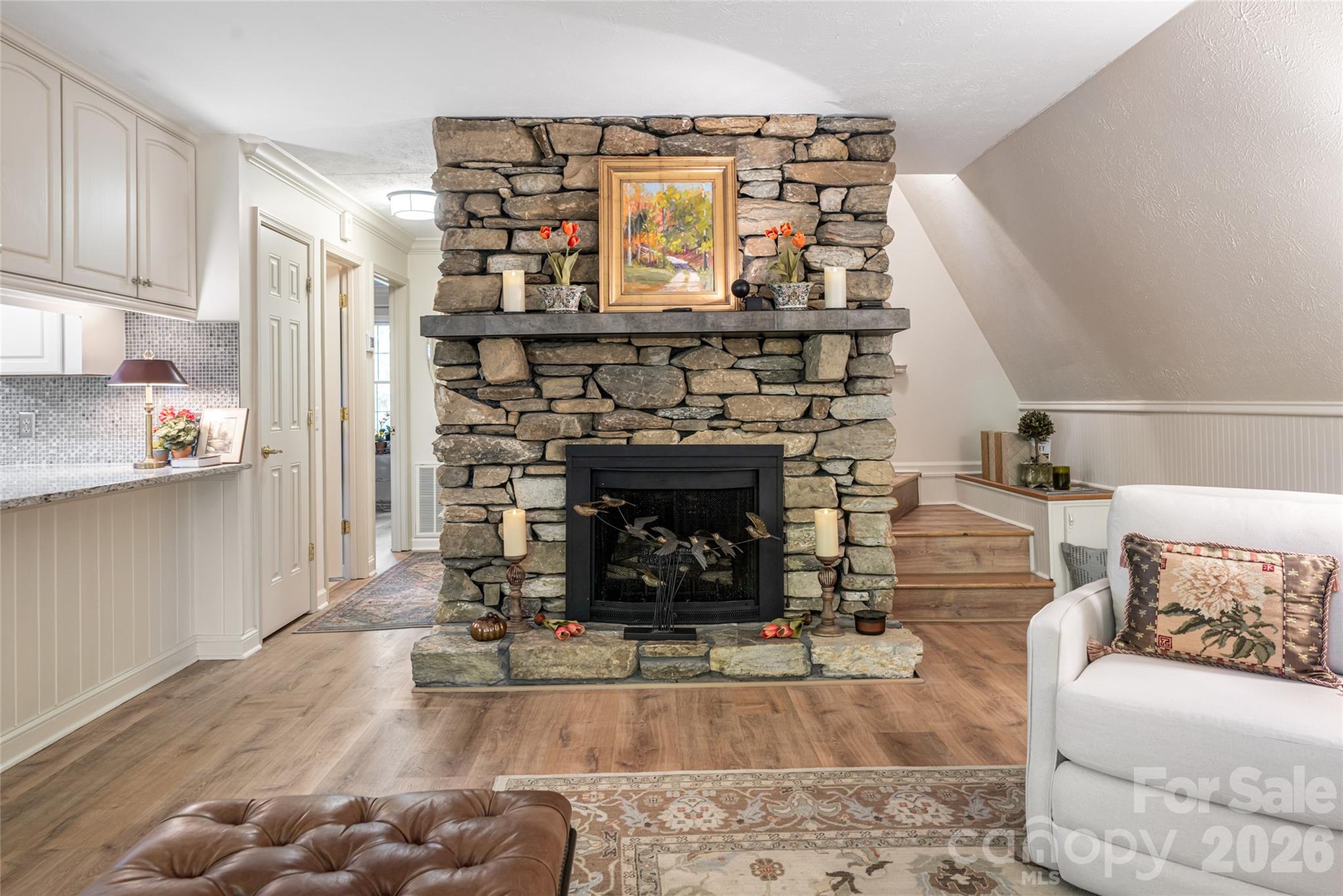 7 Cooper Cove S — Hendersonville