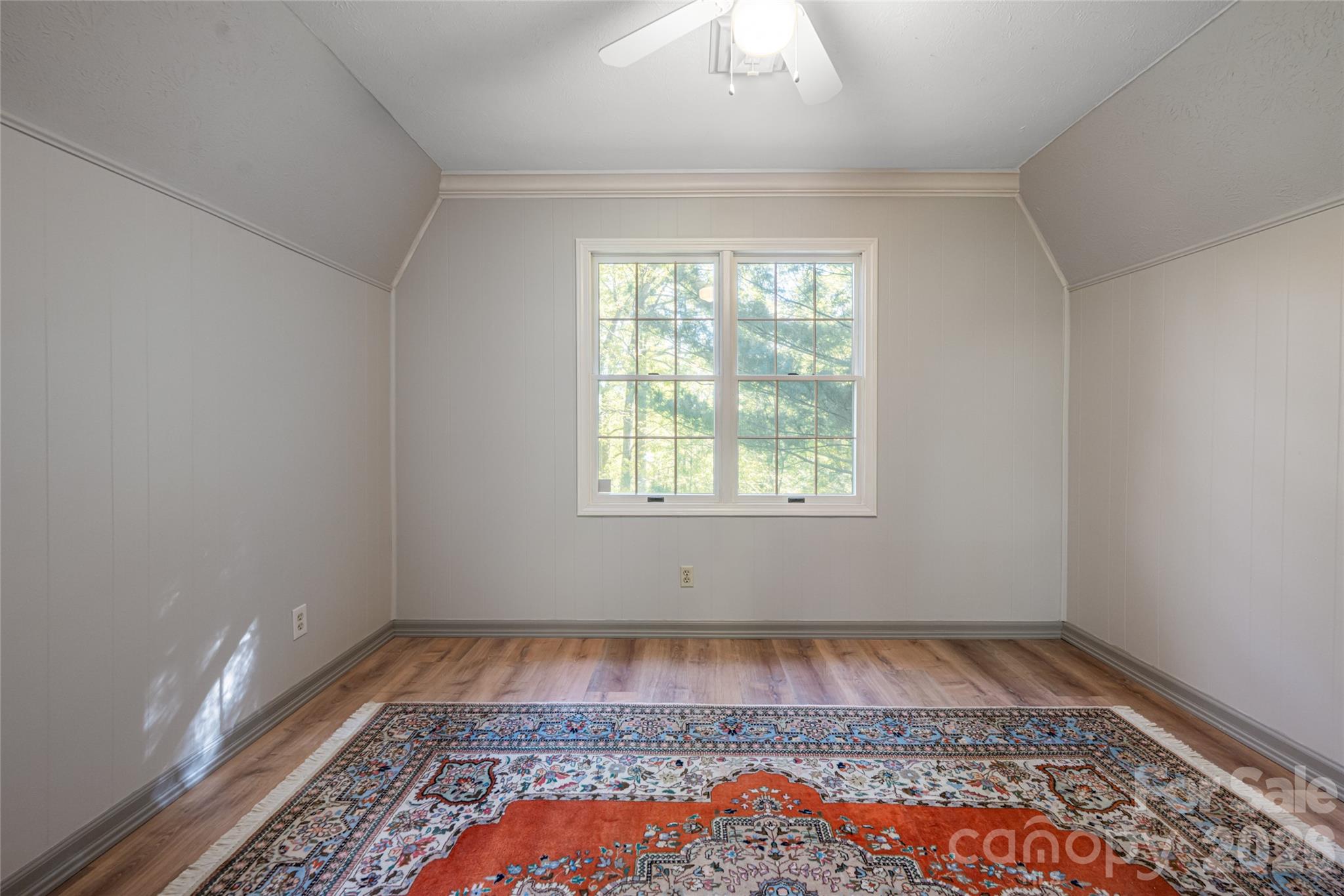 7 Cooper Cove S — Hendersonville