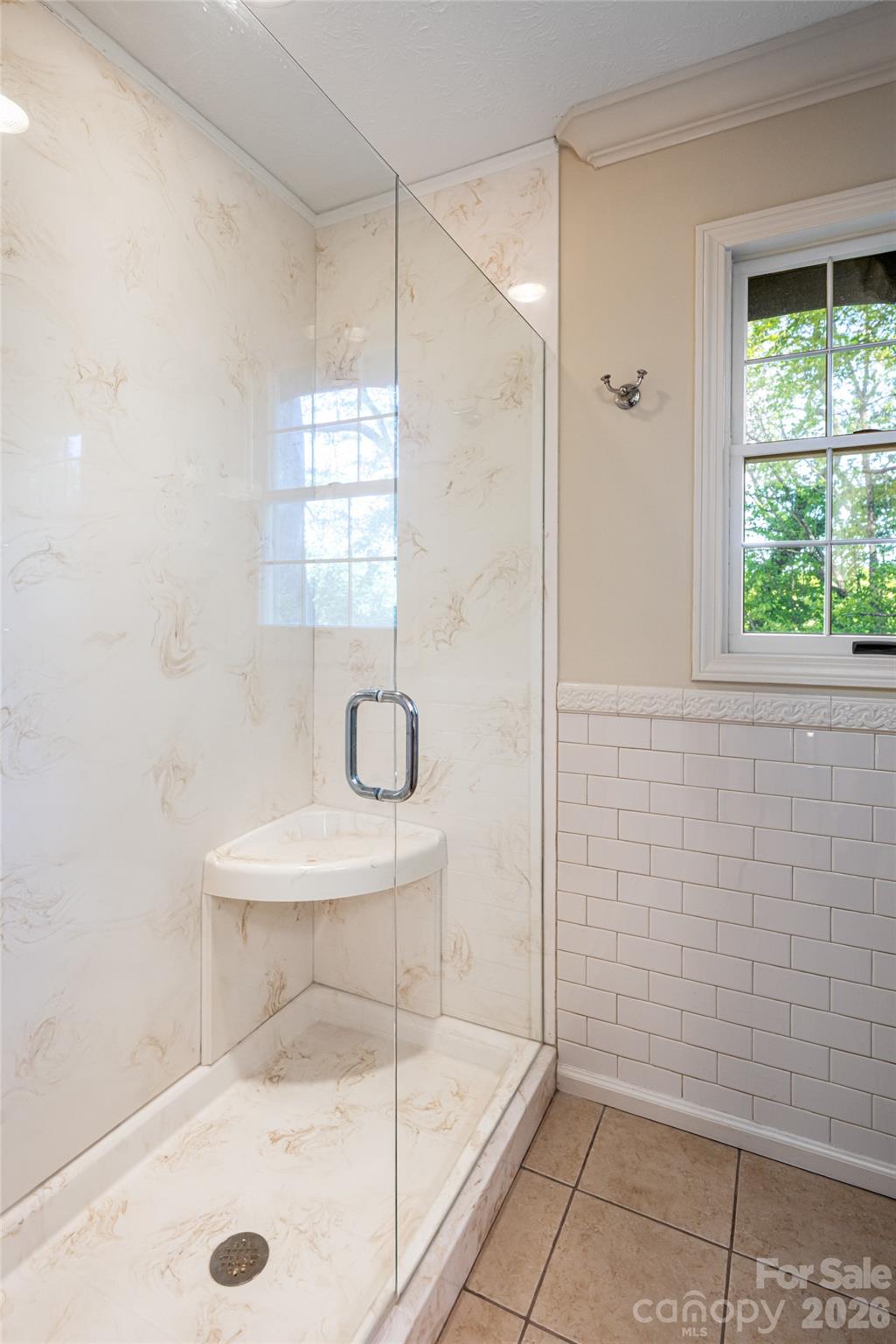 7 Cooper Cove S — Hendersonville