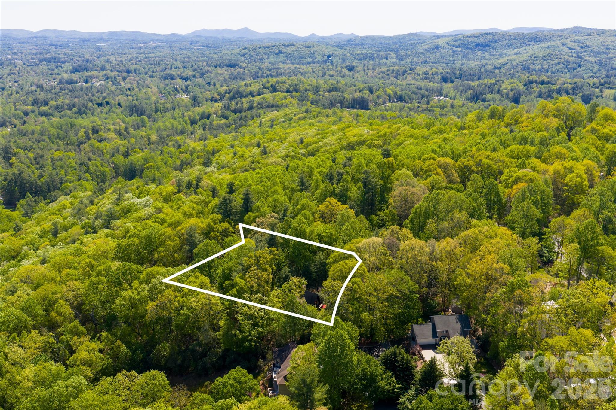 7 Cooper Cove S — Hendersonville