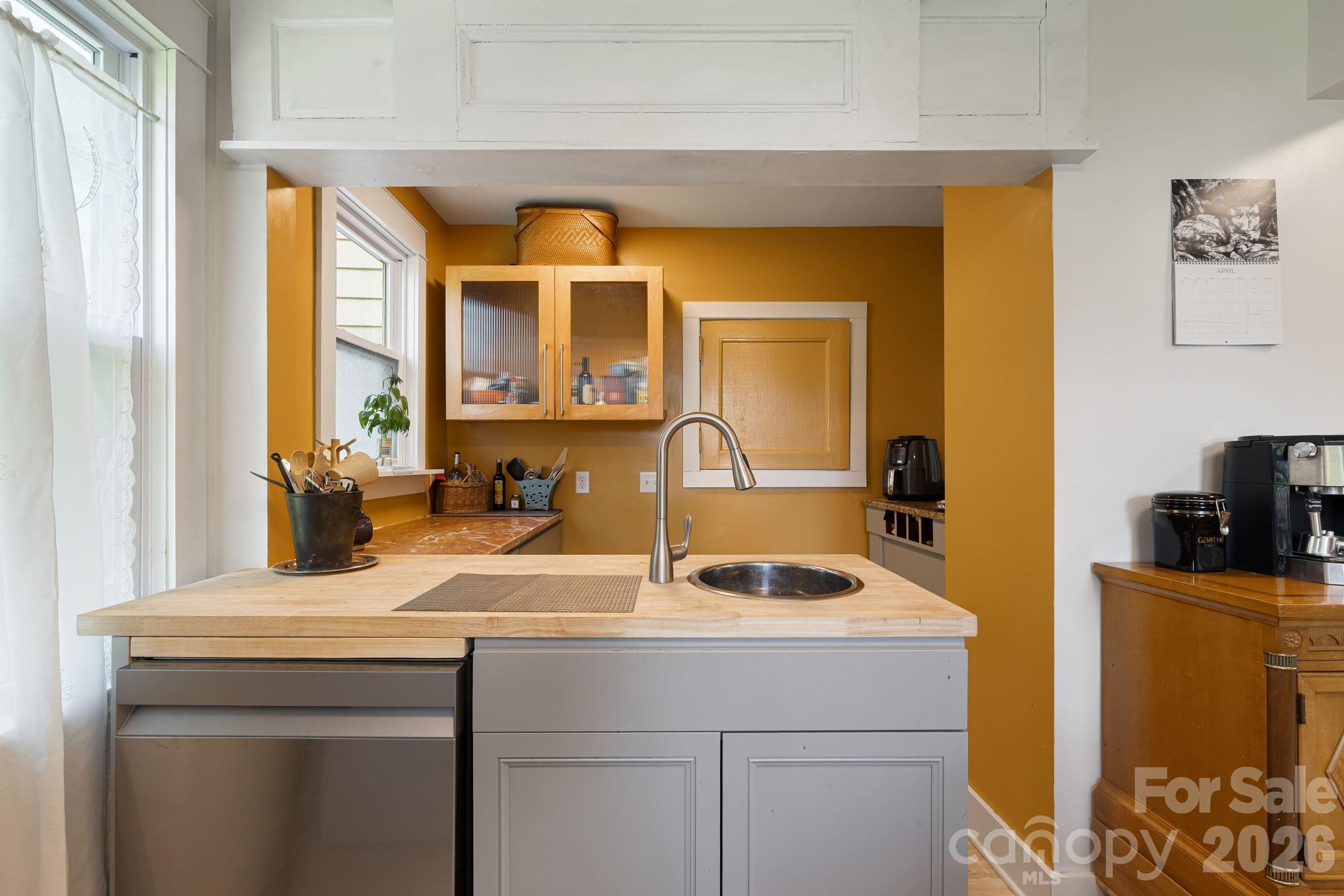 79 Walnut Street — Hot Springs