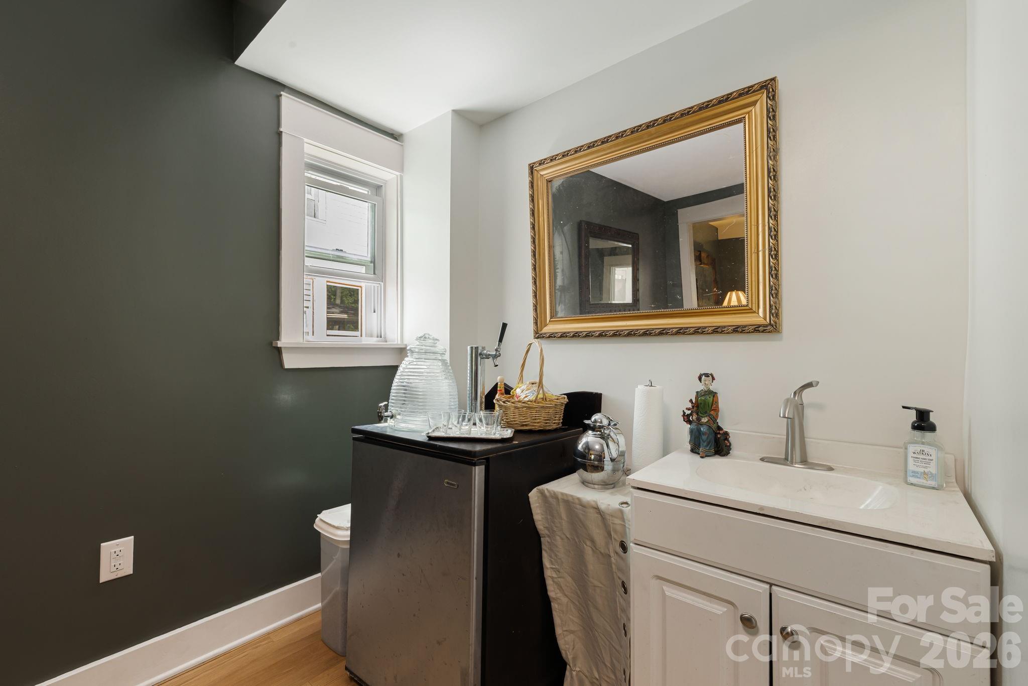 79 Walnut Street — Hot Springs