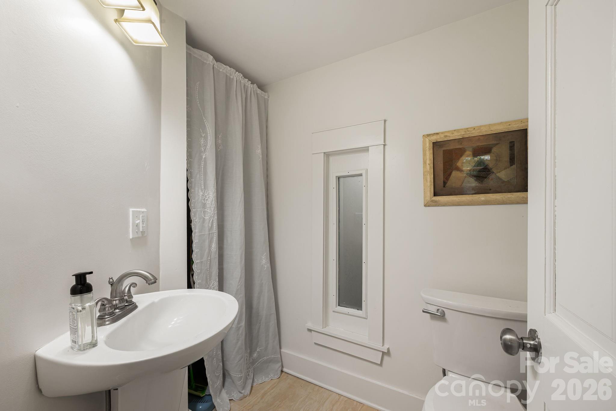 79 Walnut Street — Hot Springs