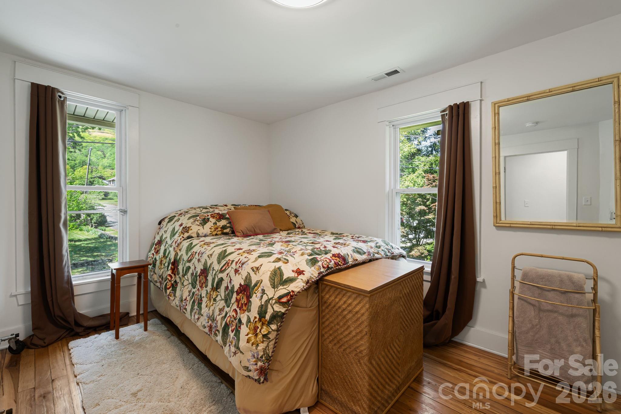 79 Walnut Street — Hot Springs