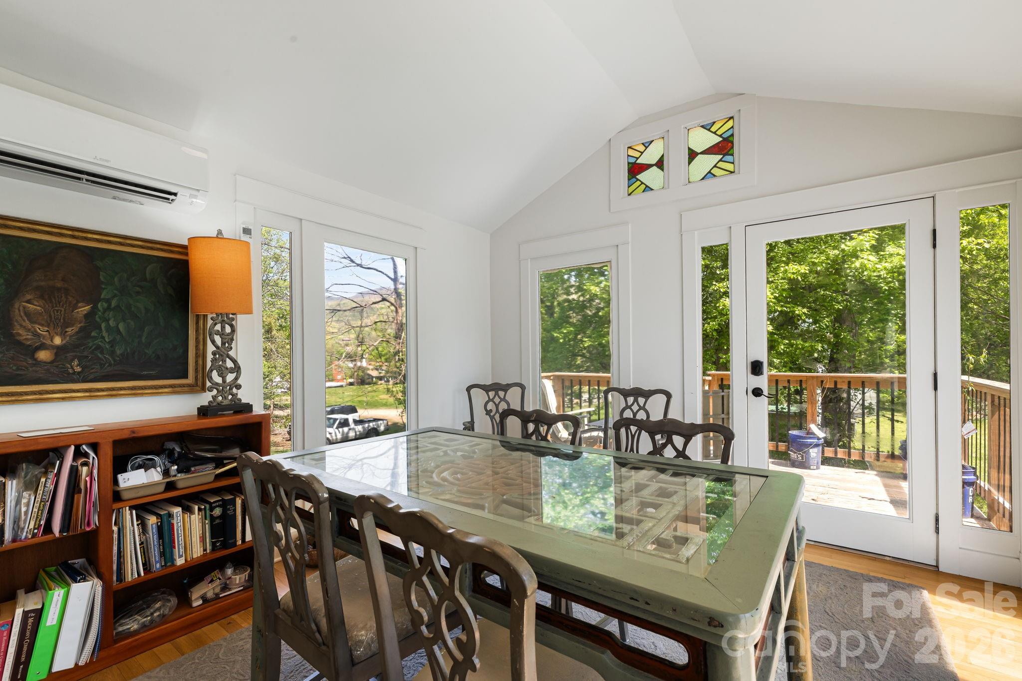79 Walnut Street — Hot Springs