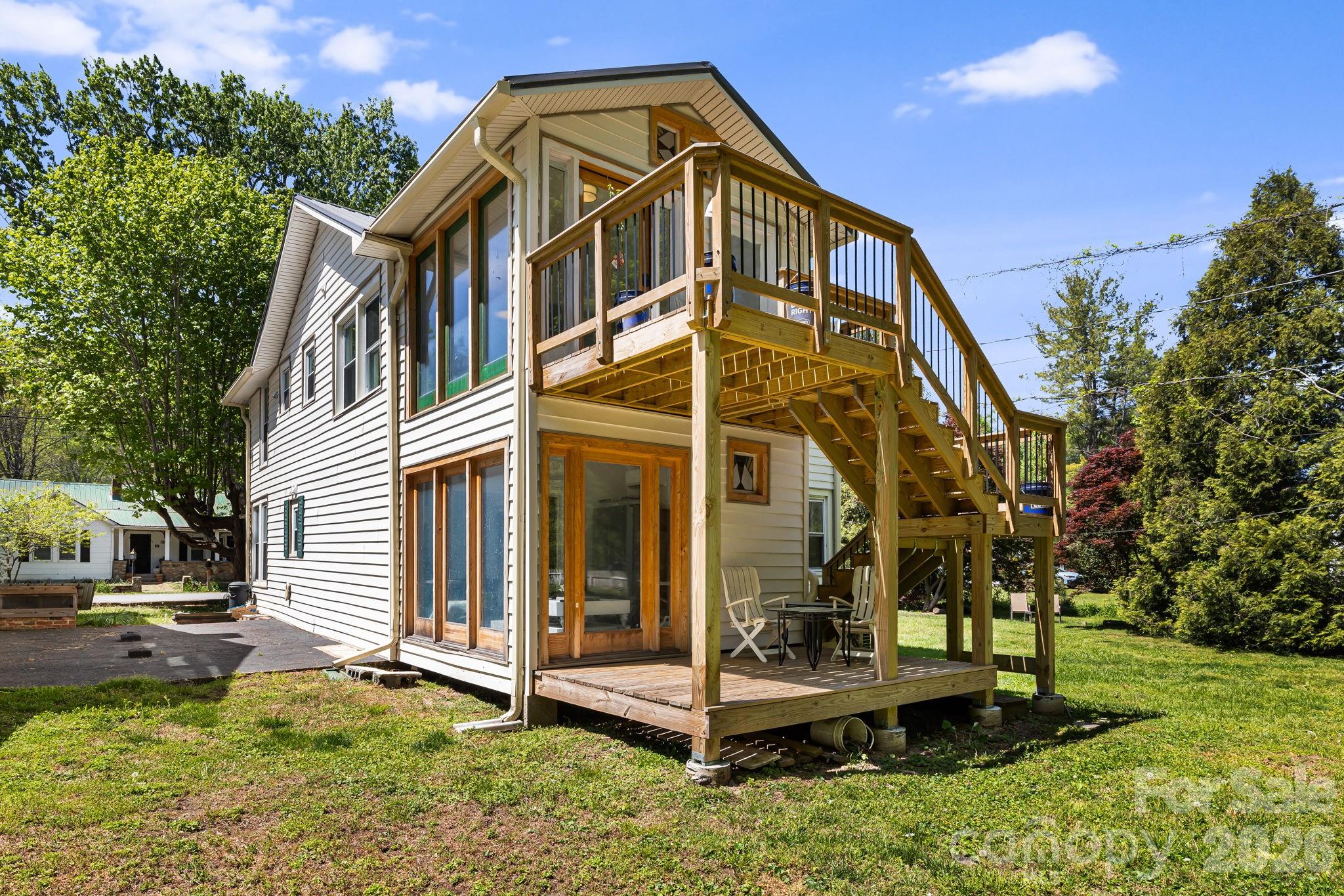 79 Walnut Street — Hot Springs